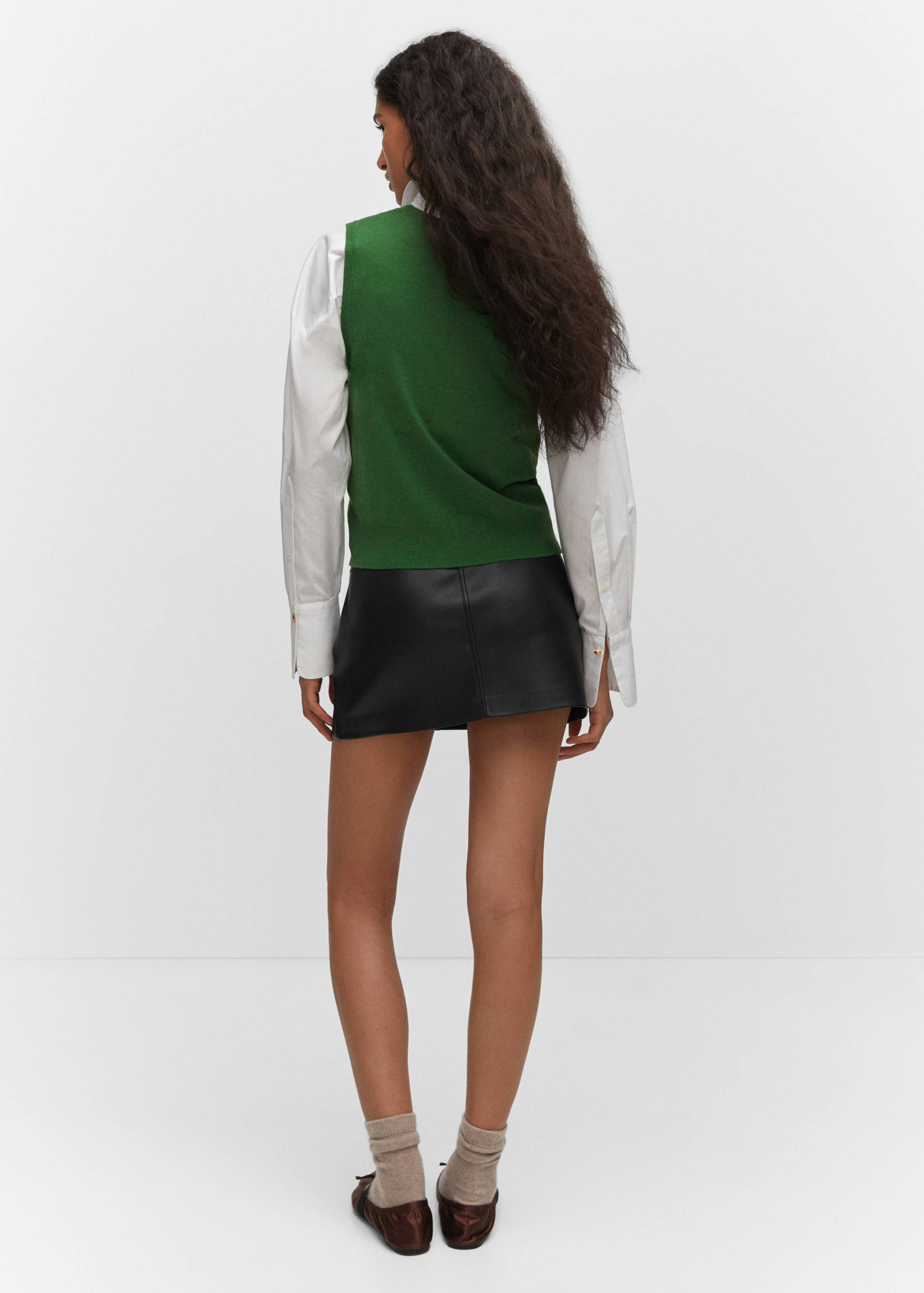 Fine-knit gilet - Reverse of the article