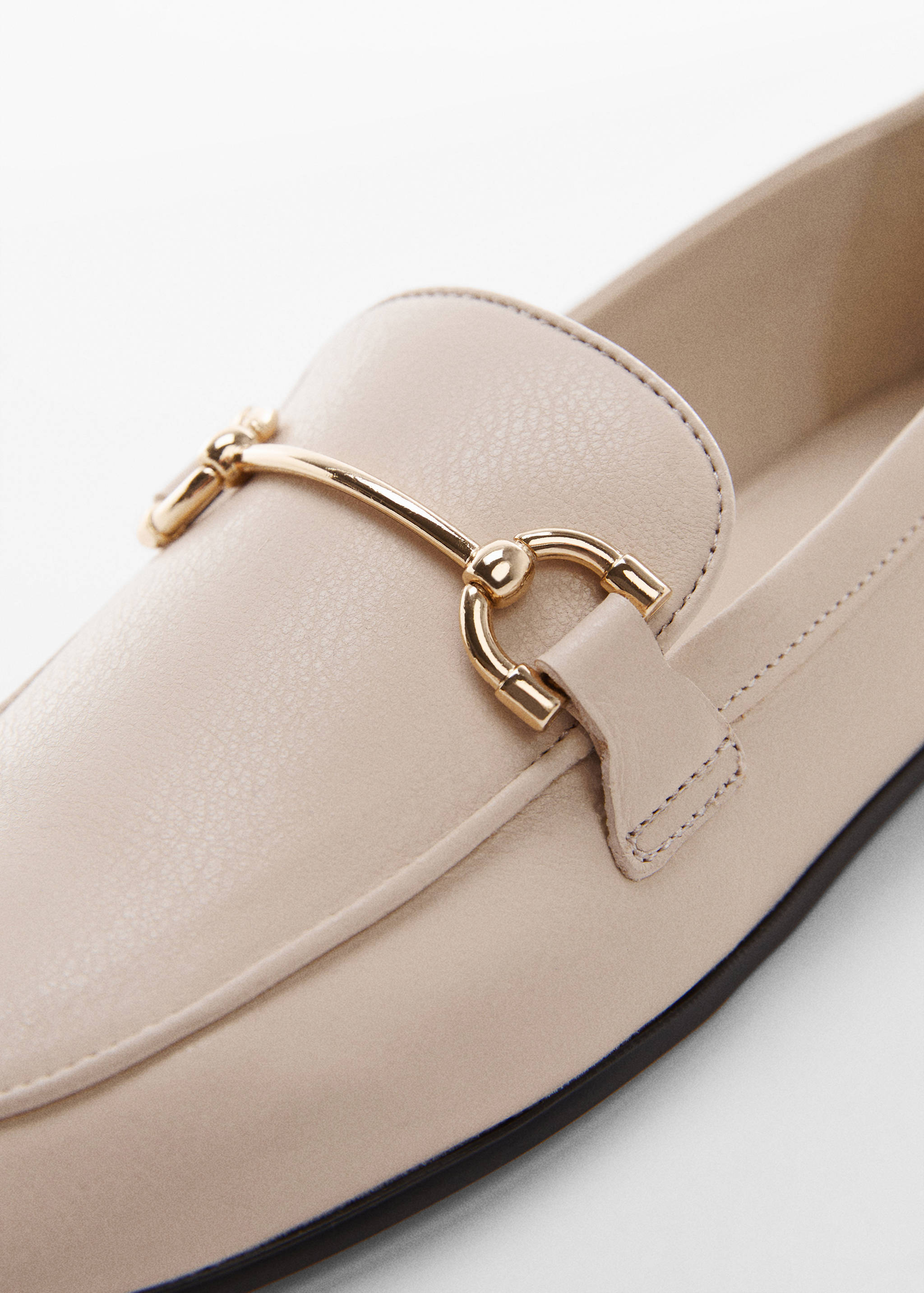 Leather loafers with metallic detail - Details of the article 2