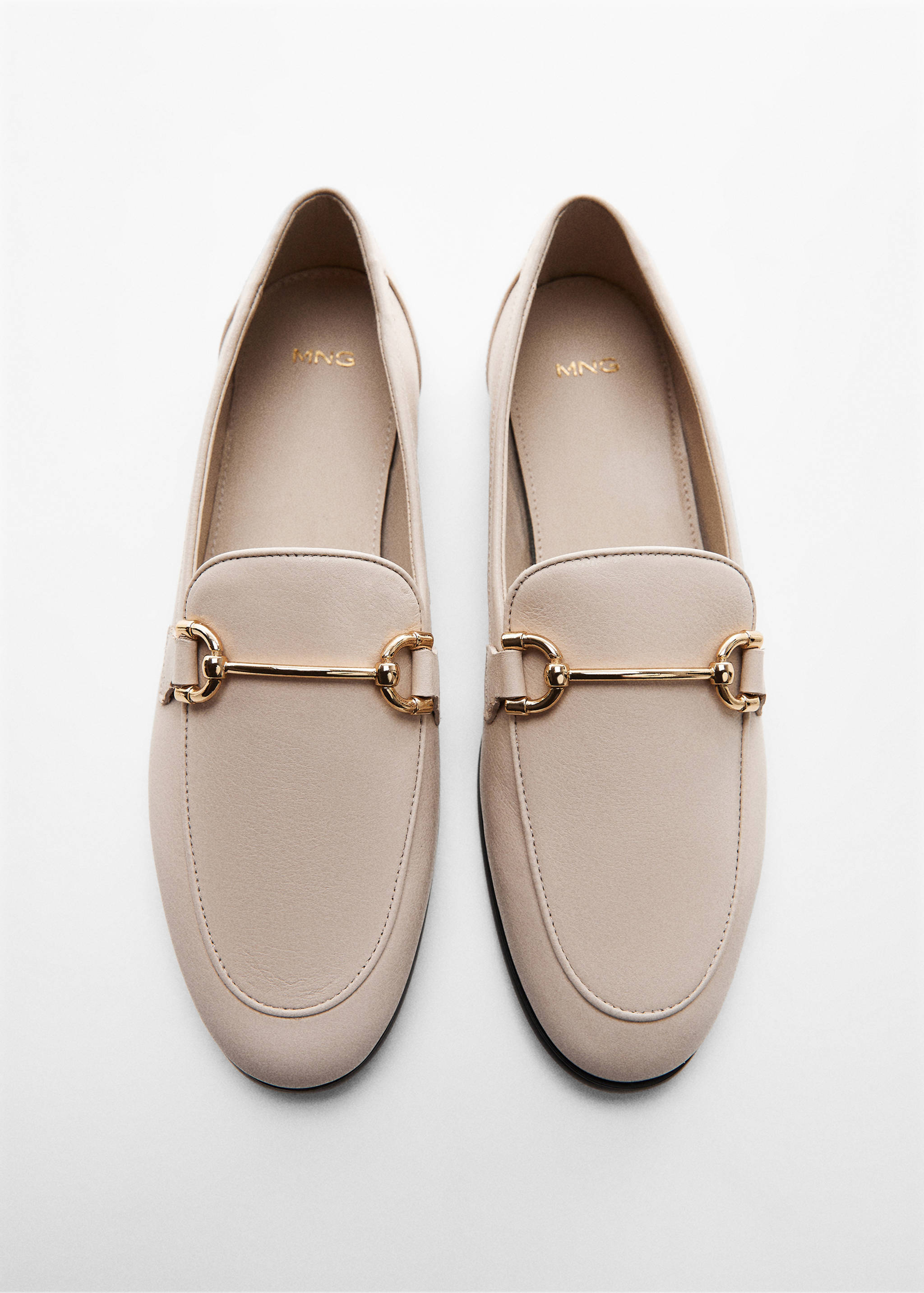 Leather loafers with metallic detail - Details of the article 5