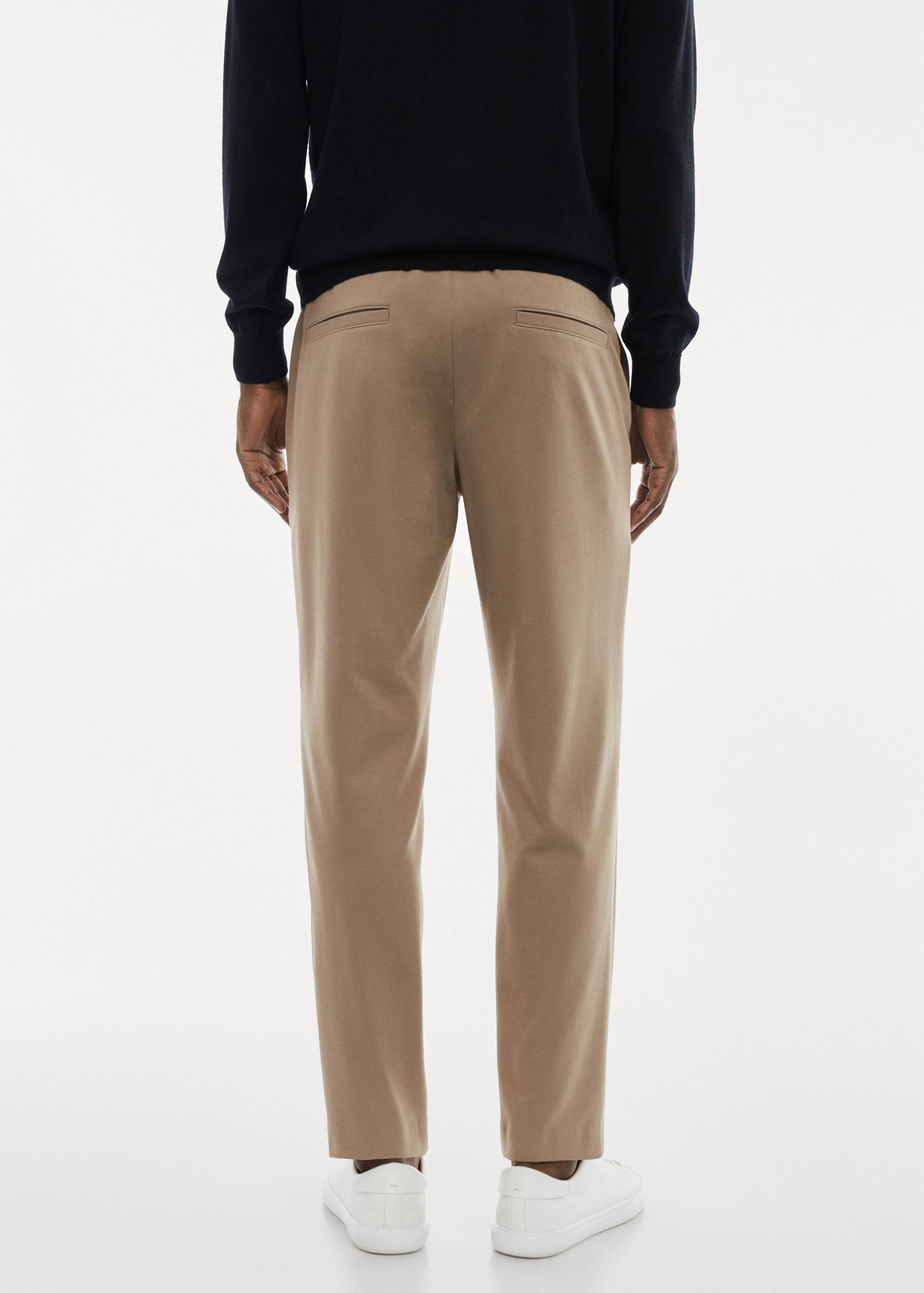Pantalón slim fit antiarrugas - Reverso del artículo