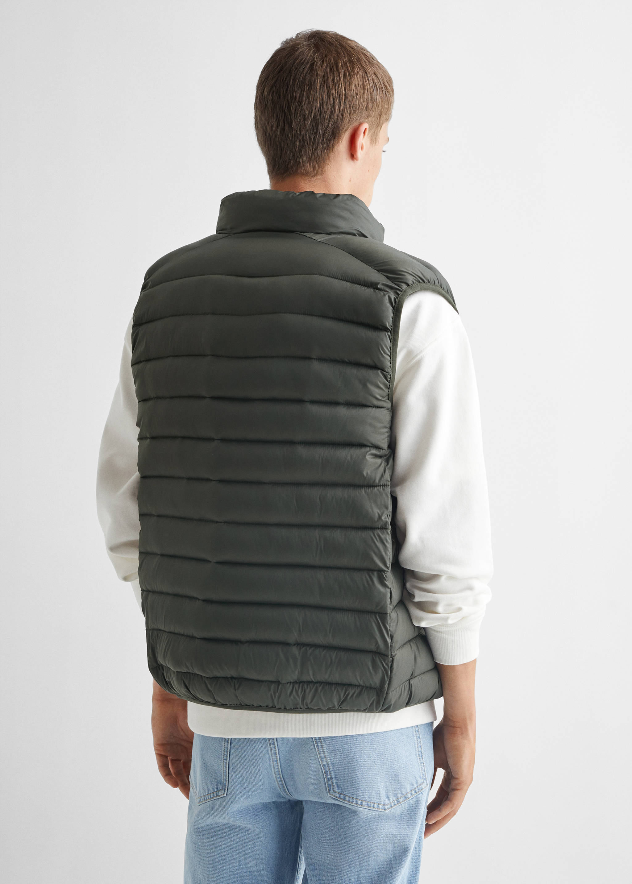 Quilted gilet - Reverse of the article