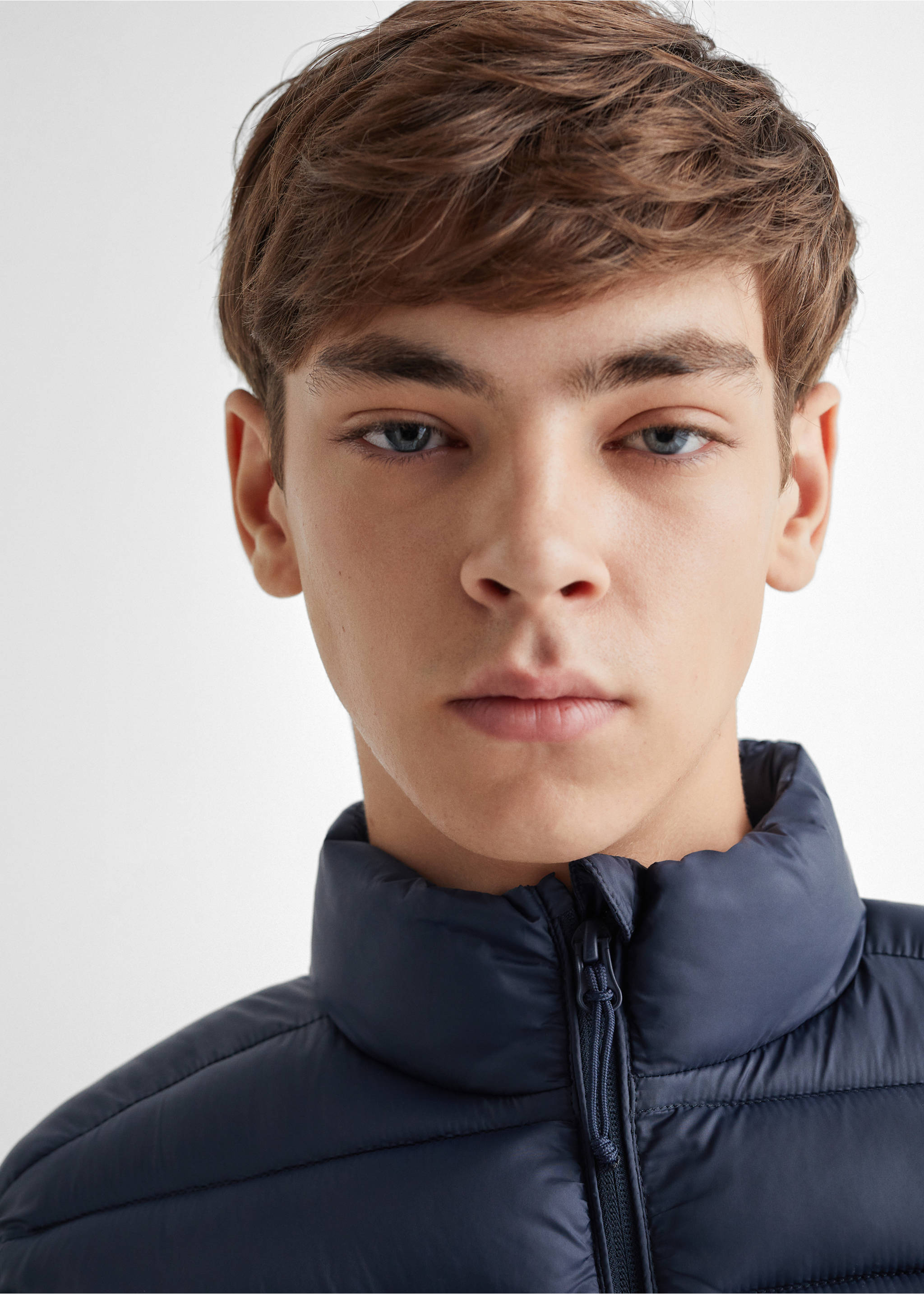 Quilted gilet - Details of the article 1, Navy. Ref: 57095132-00.