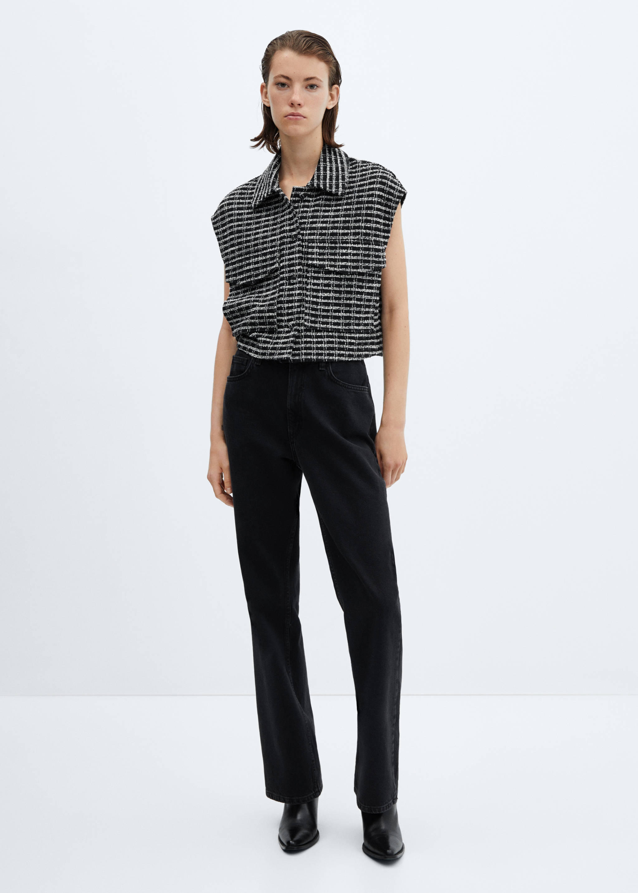 Объемный жилет из твида - Общий план