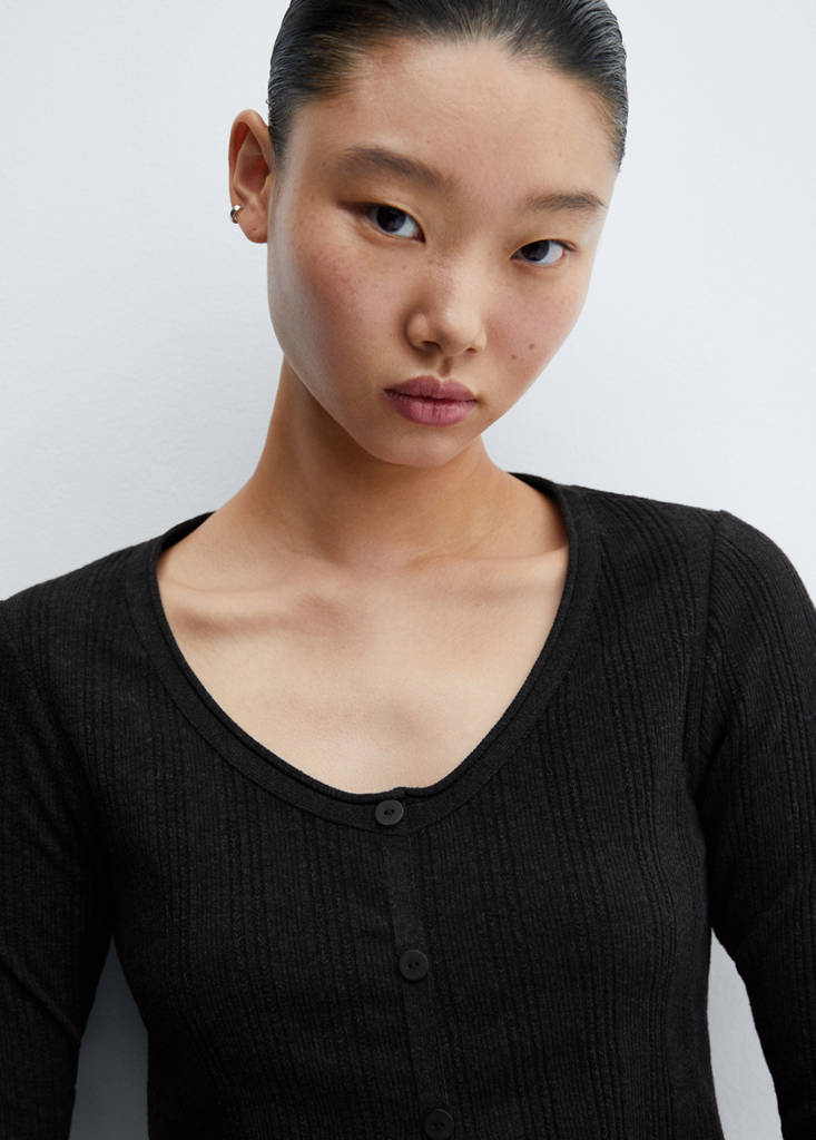 Knitted t-shirt with button — Charcoal