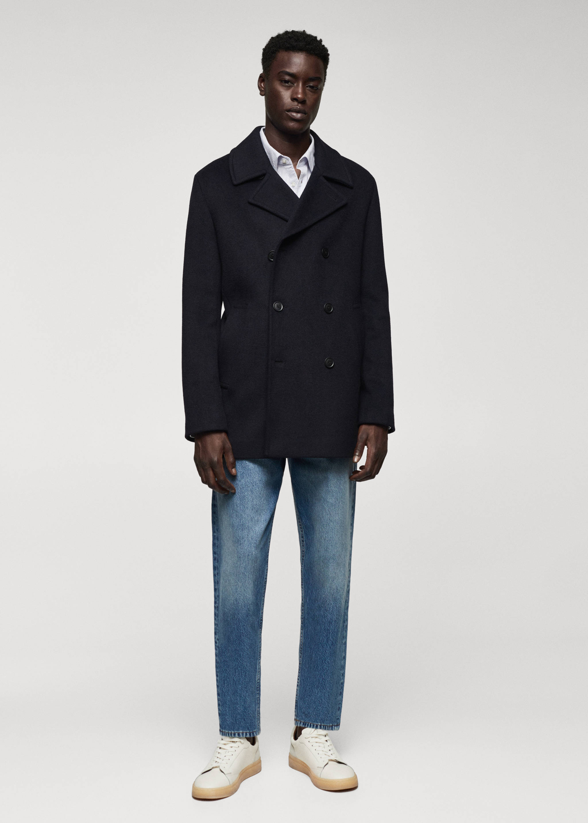 Recycled wool double-breasted coat - General plane