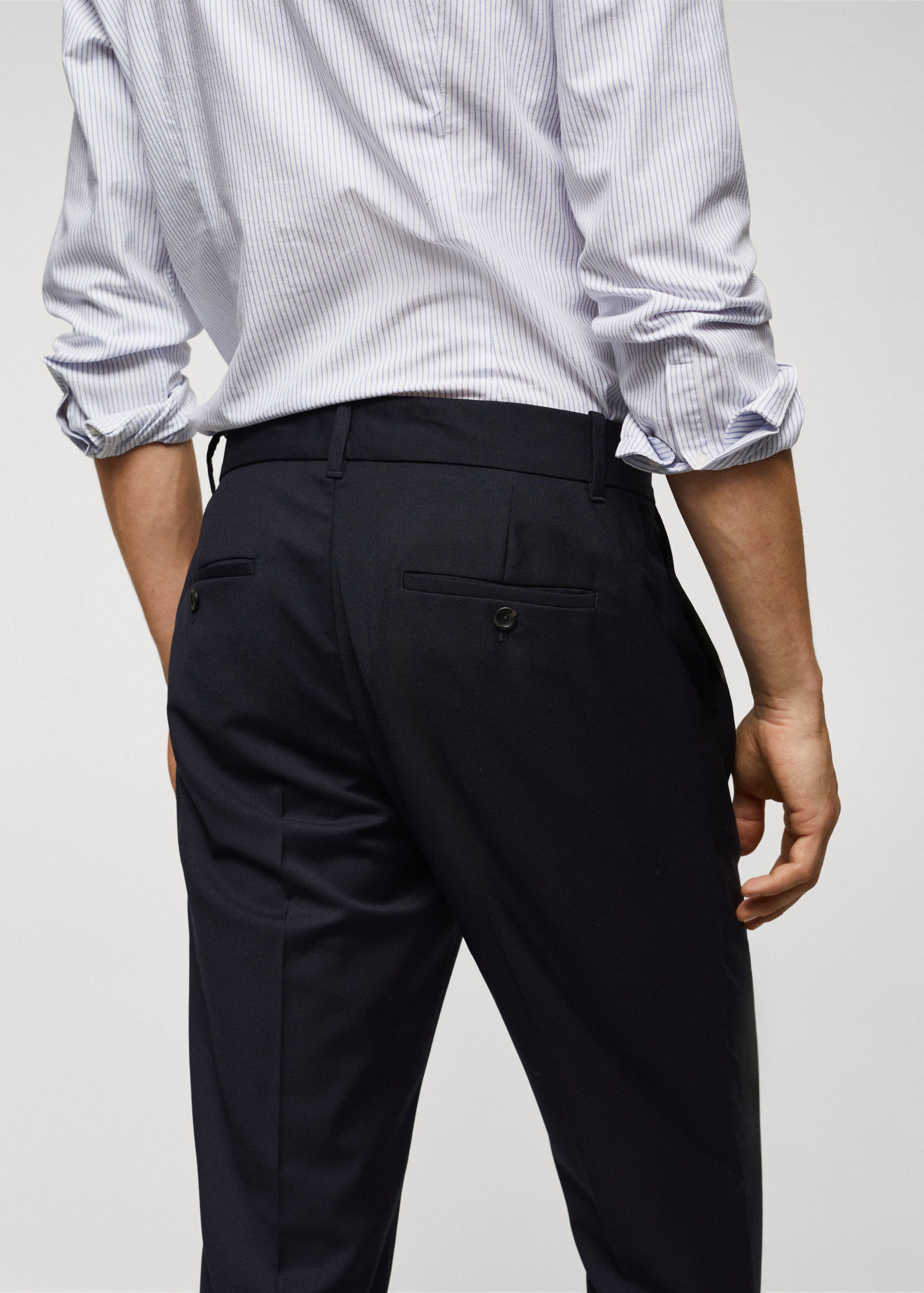 Virgin wool pleated pants - Details of the article 6