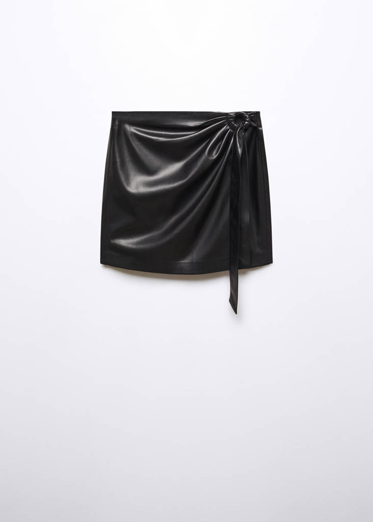 Short faux-leather skirt with buckle — Black