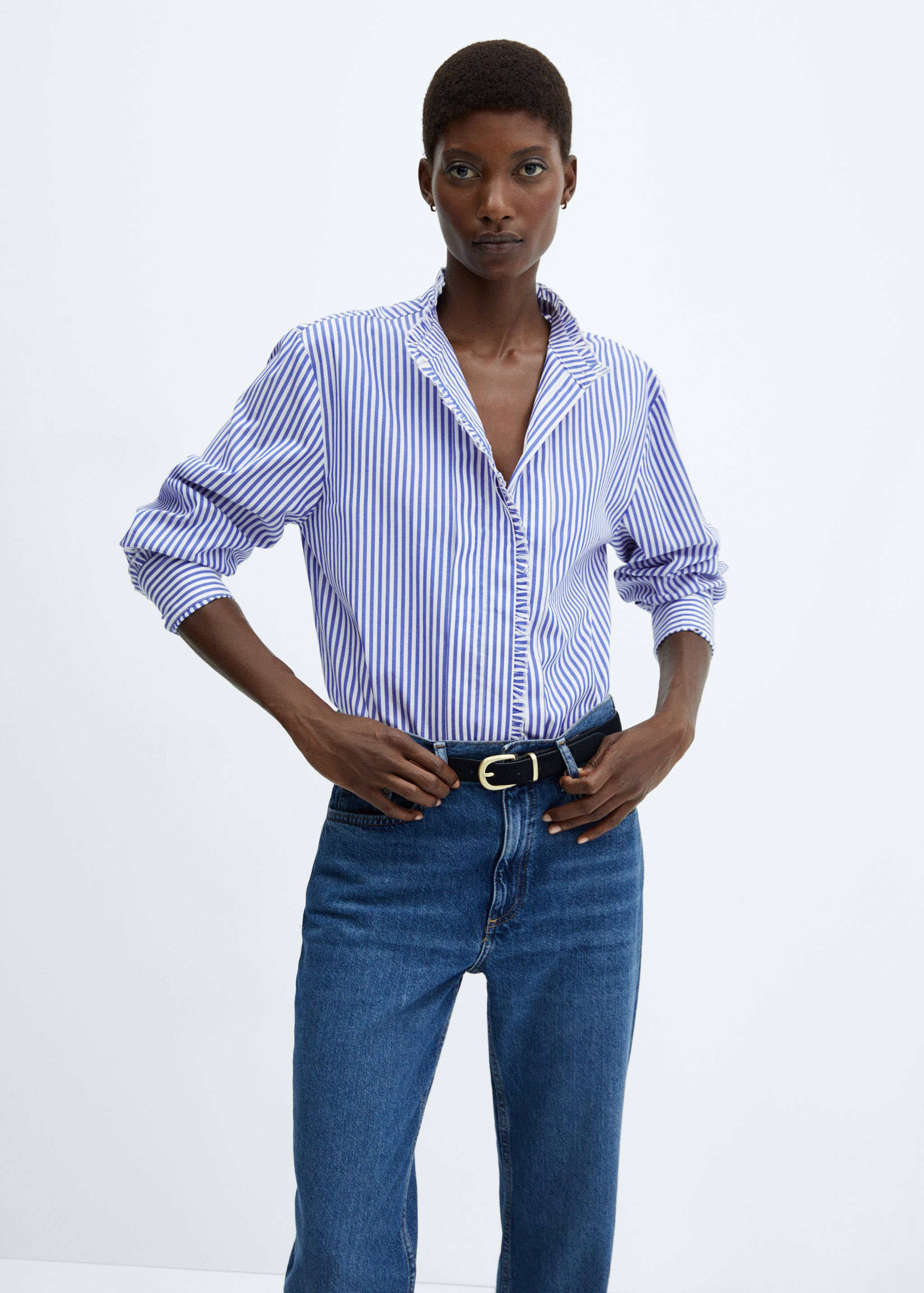 Shirt with frilly trim - Medium plane