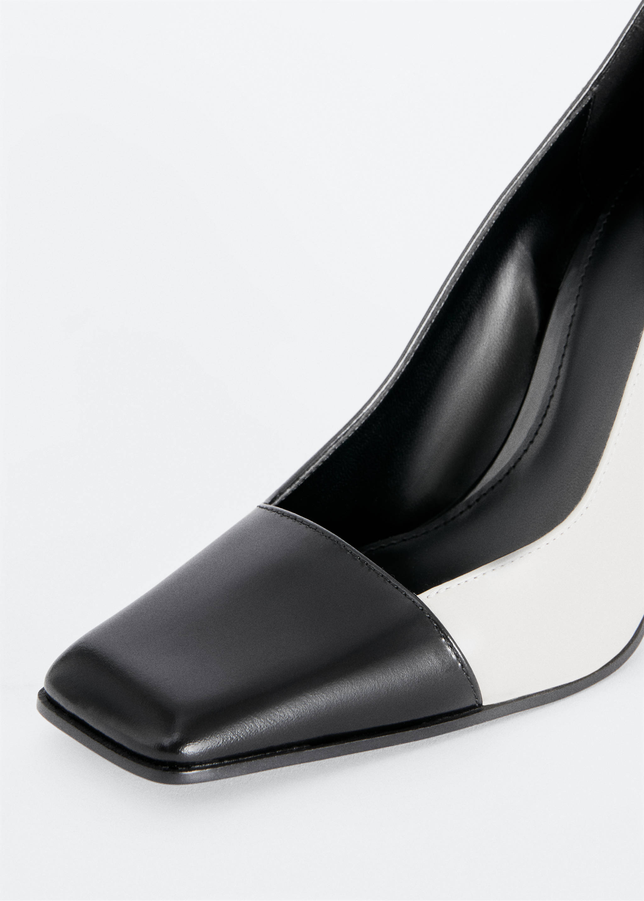 Двухцветные туфли на асимметричном каблуке - Деталь изделия 2