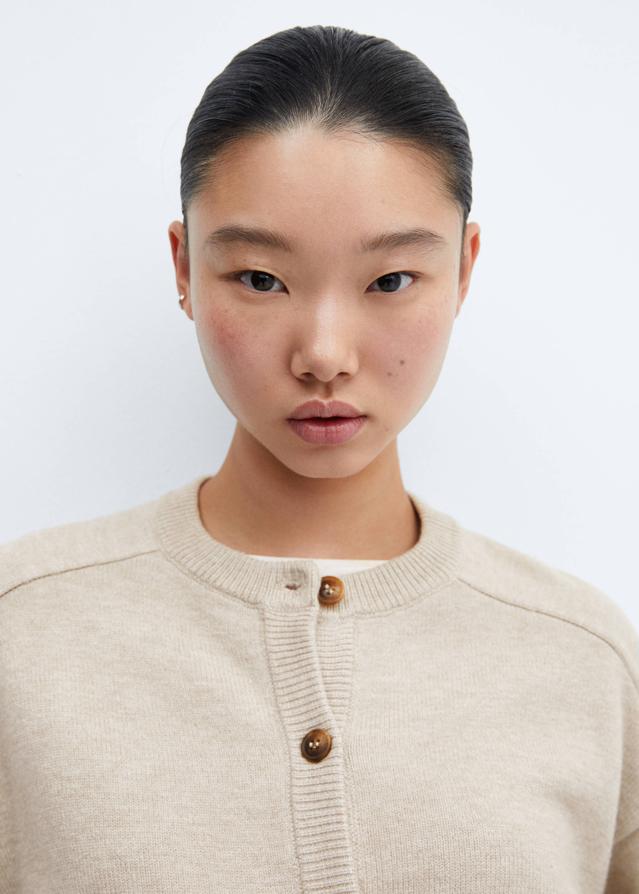 Strickjacke mit Ziernähten - Detail des Artikels 1