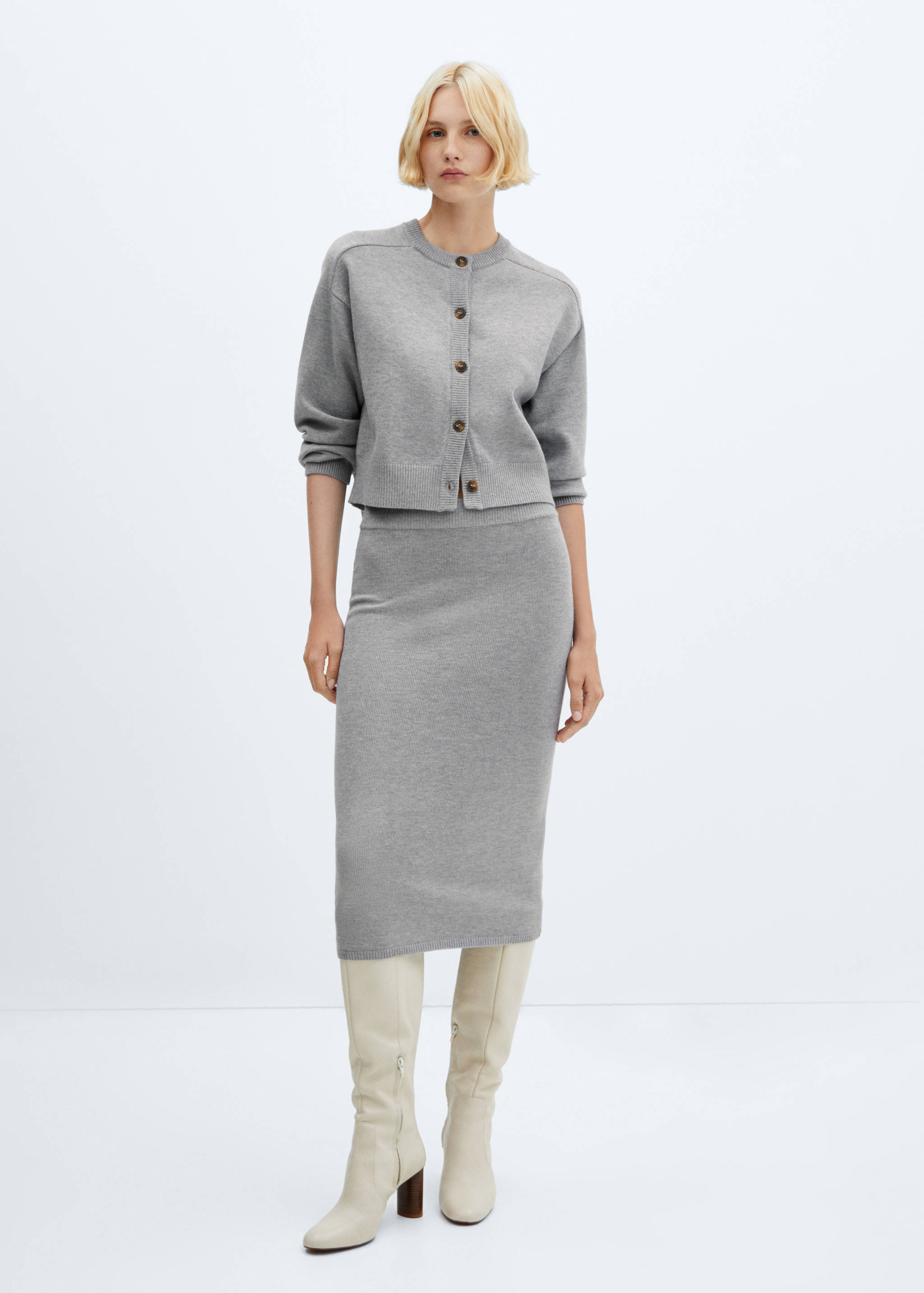 Strickjacke mit Ziernähten - Allgemeine Ansicht