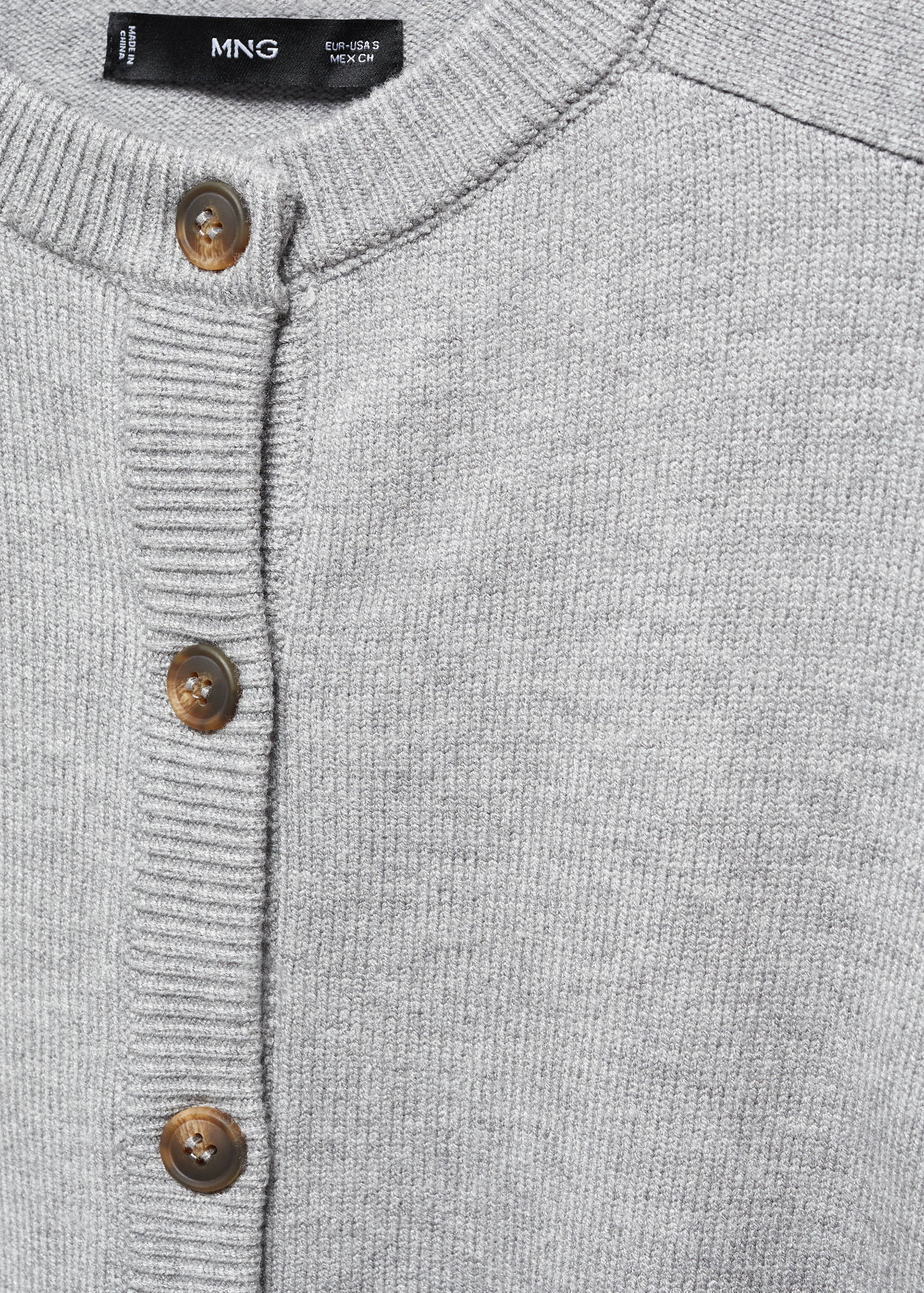 Strickjacke mit Ziernähten - Detail des Artikels 8