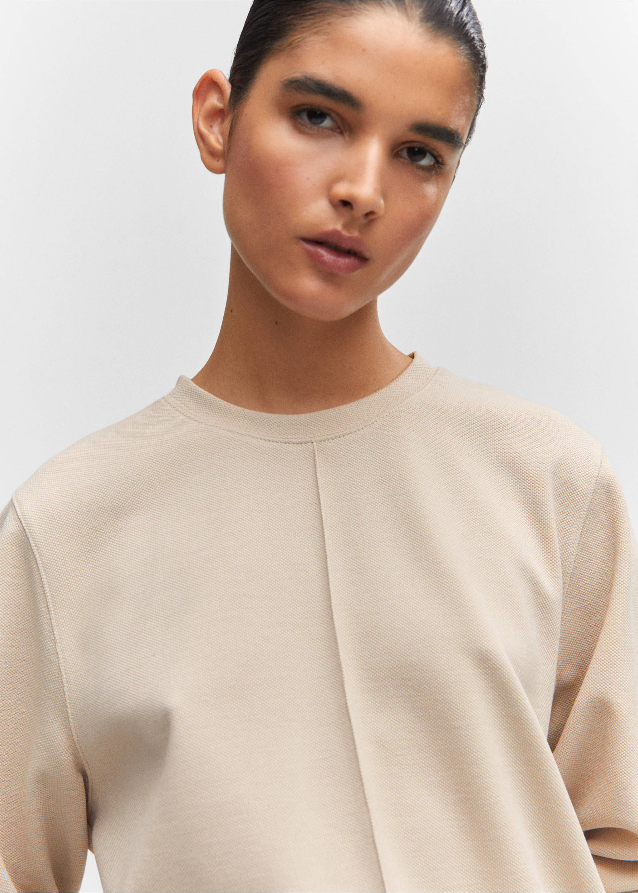 Decorative stitching sweatshirt - Details of the article 1, Beige. Ref: 57096711-00.