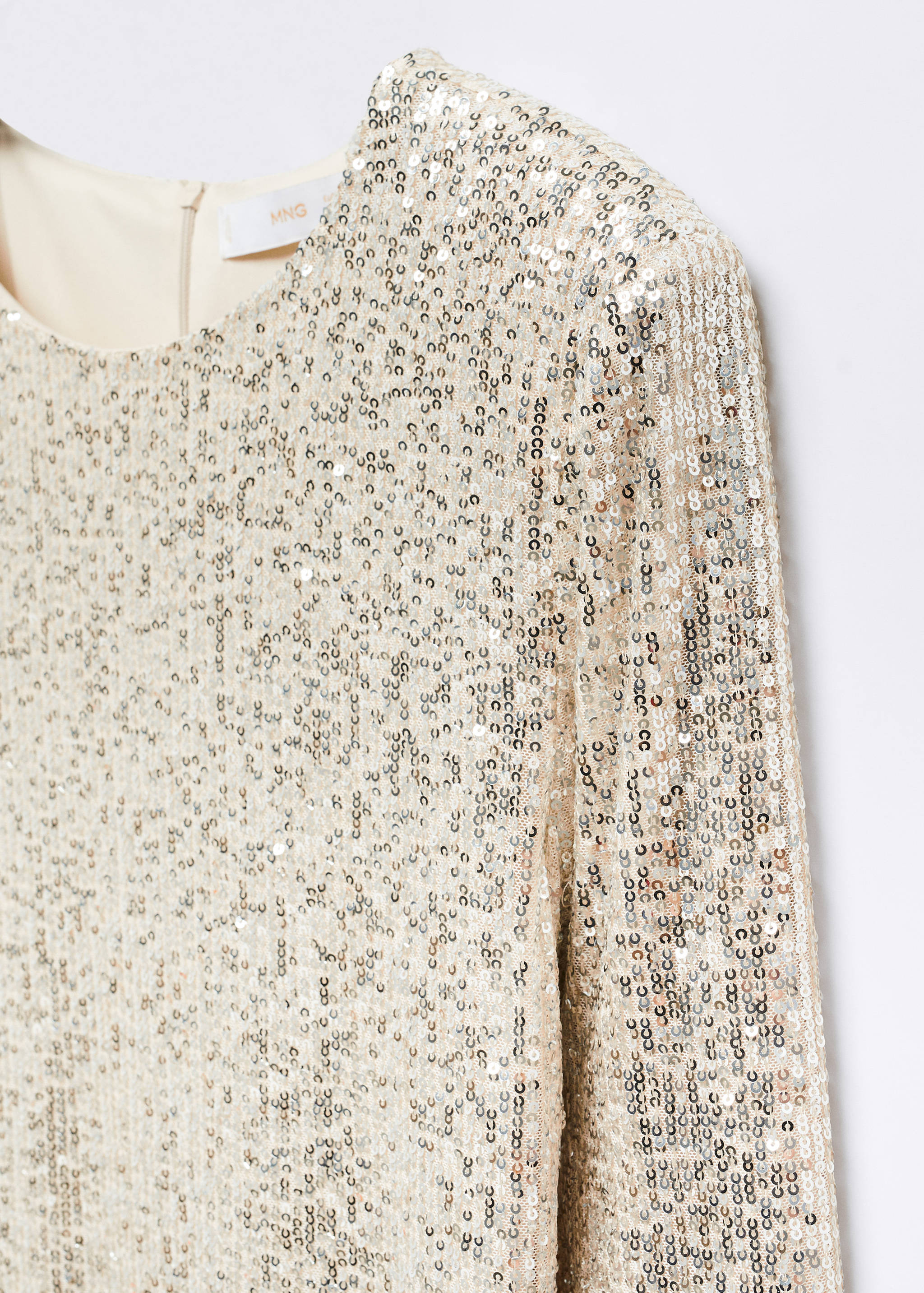 Короткое облегающее платье с пайетками - Деталь изделия 8