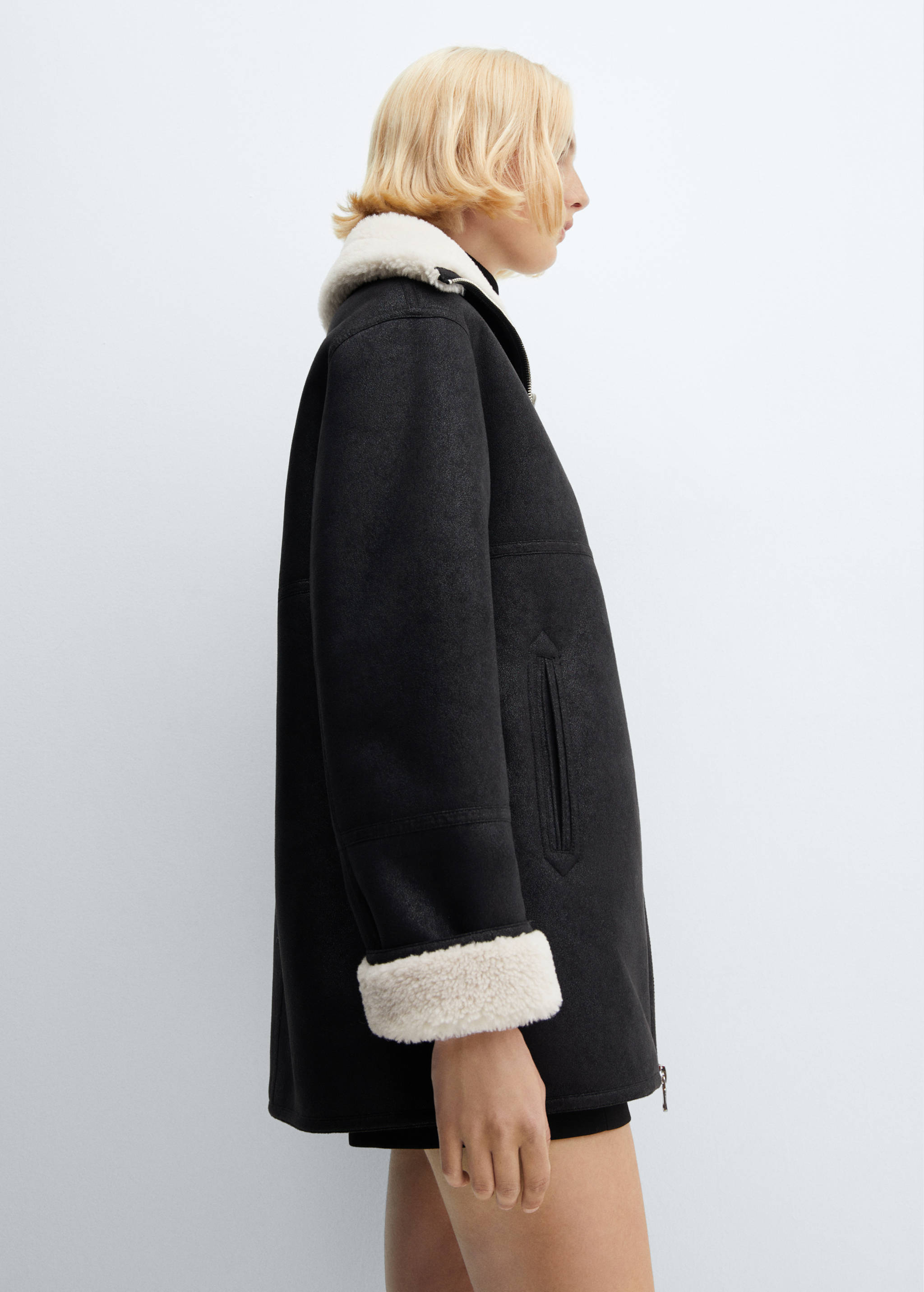 Shearling-lined coat with zip - Details of the article 2