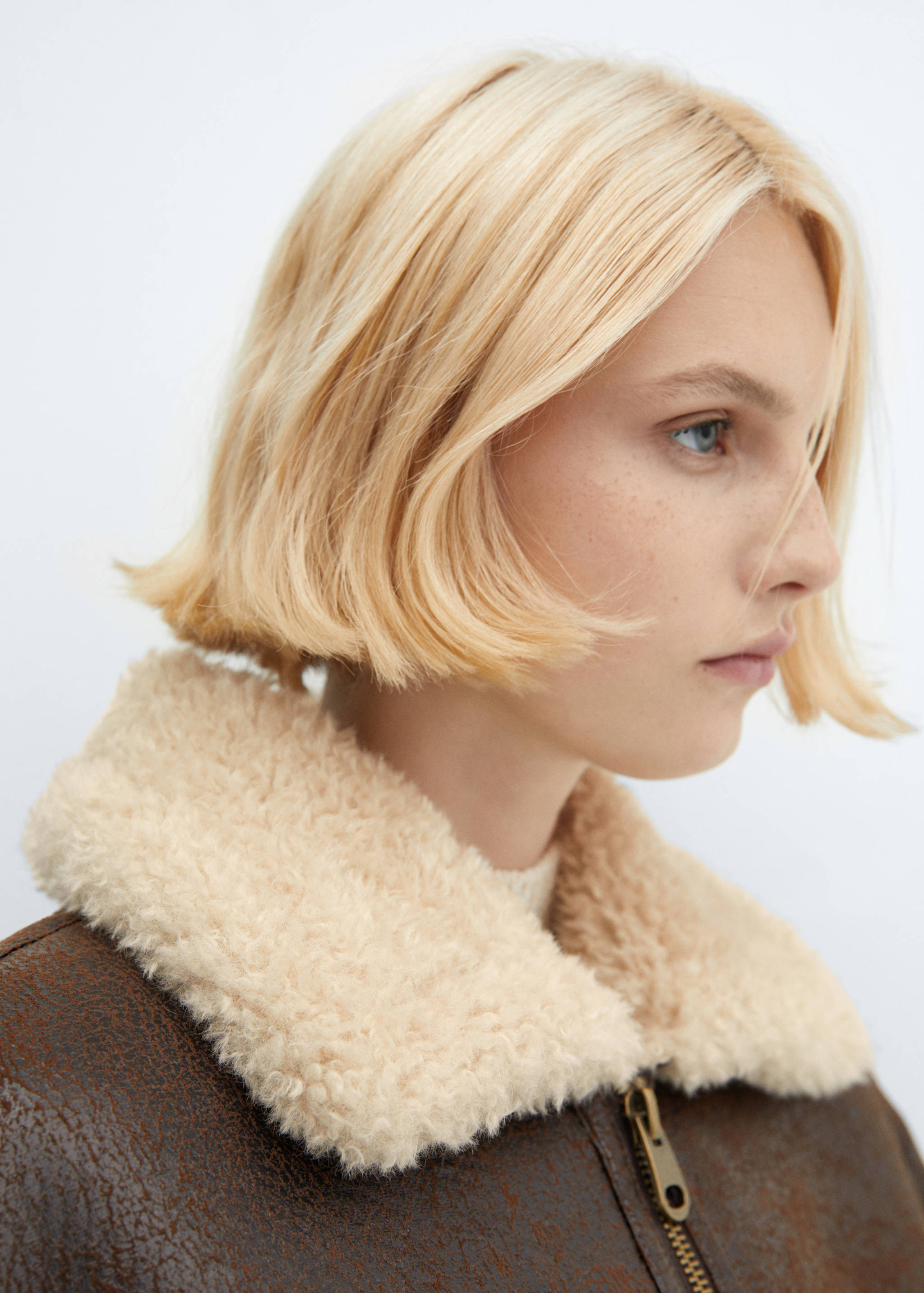 Vintage-effect shearling jacket - Details of the article 1