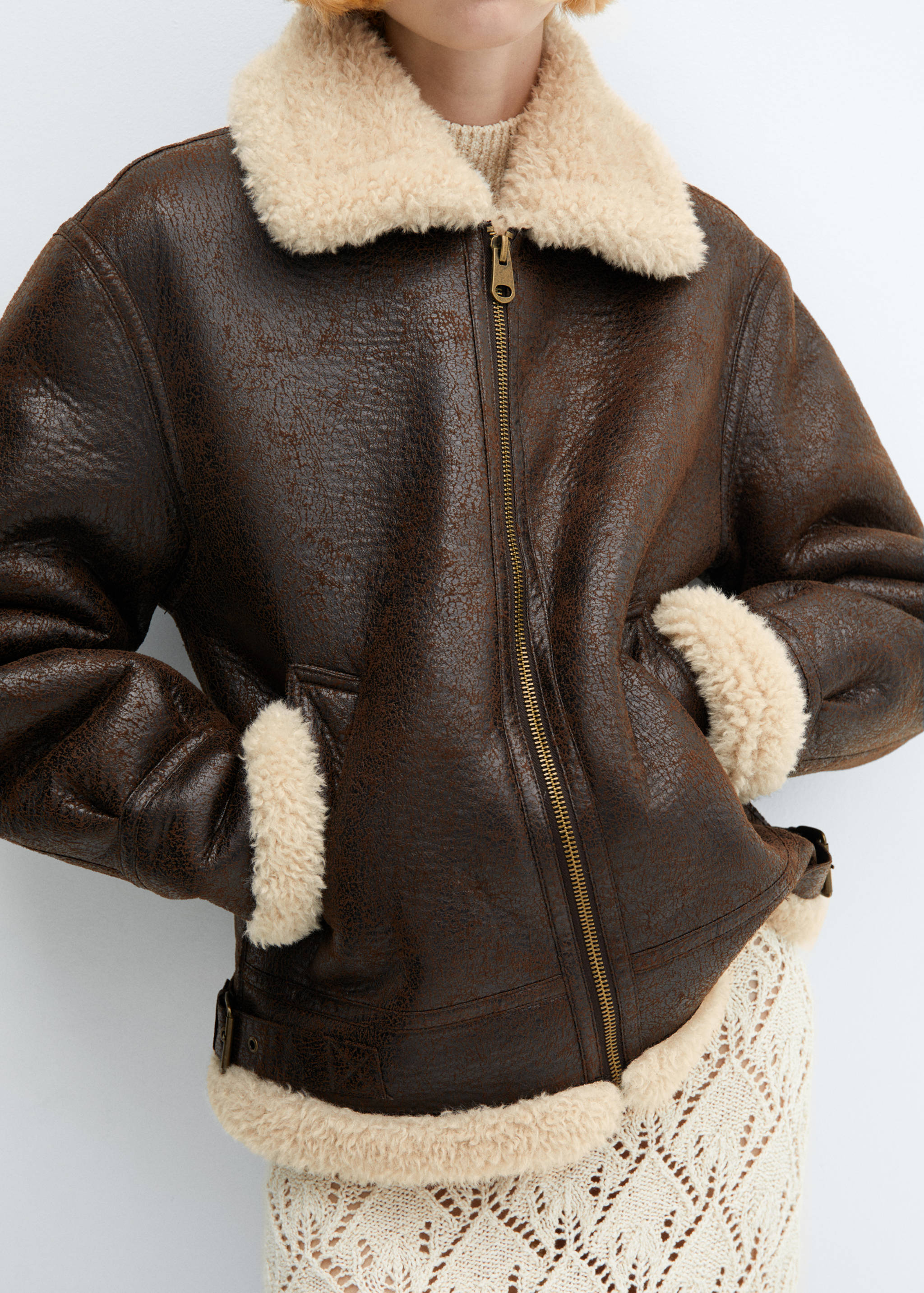Vintage-effect shearling jacket - Details of the article 3