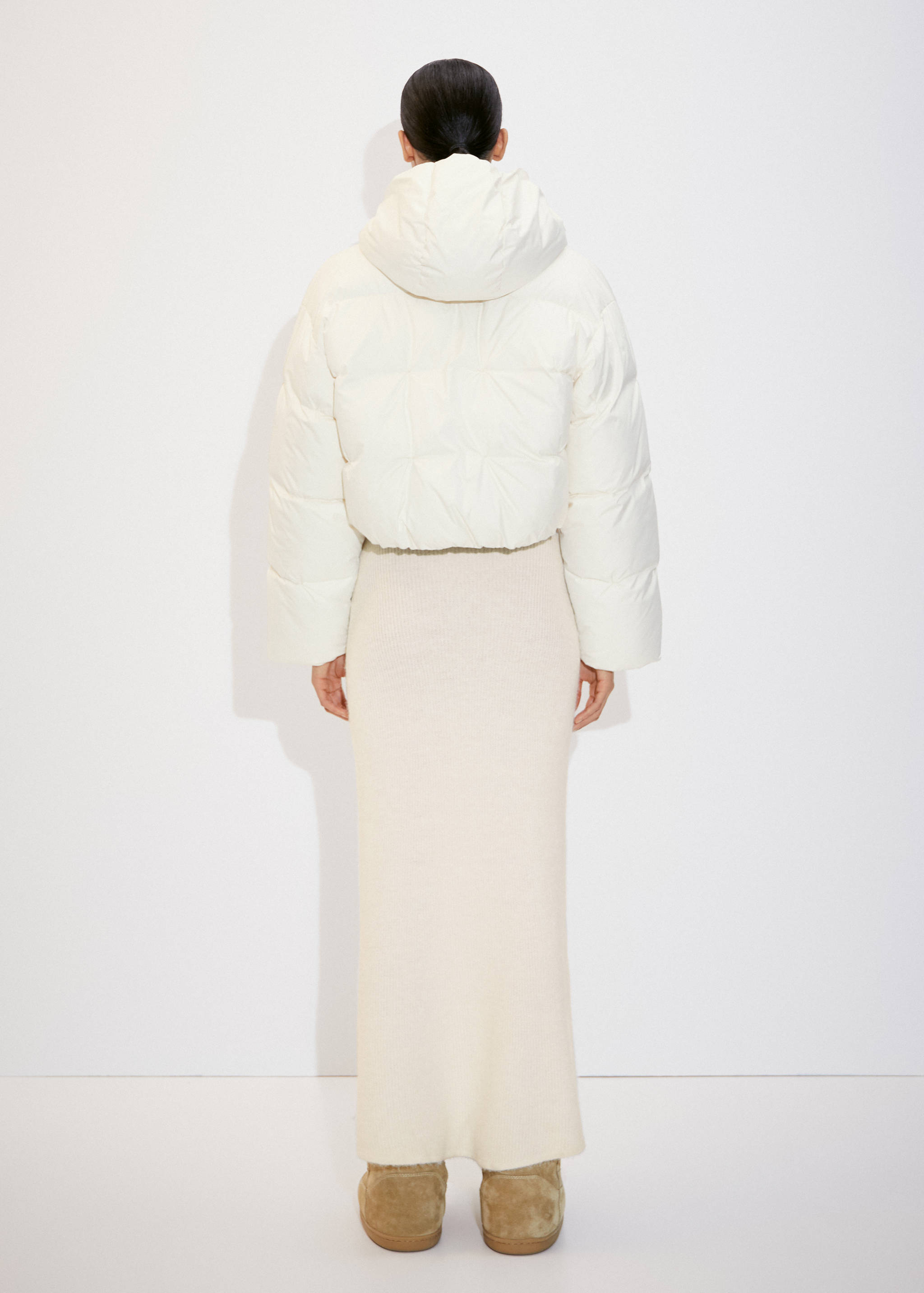Mango Kapüşonlu kısa kapitone anorak görsel 3