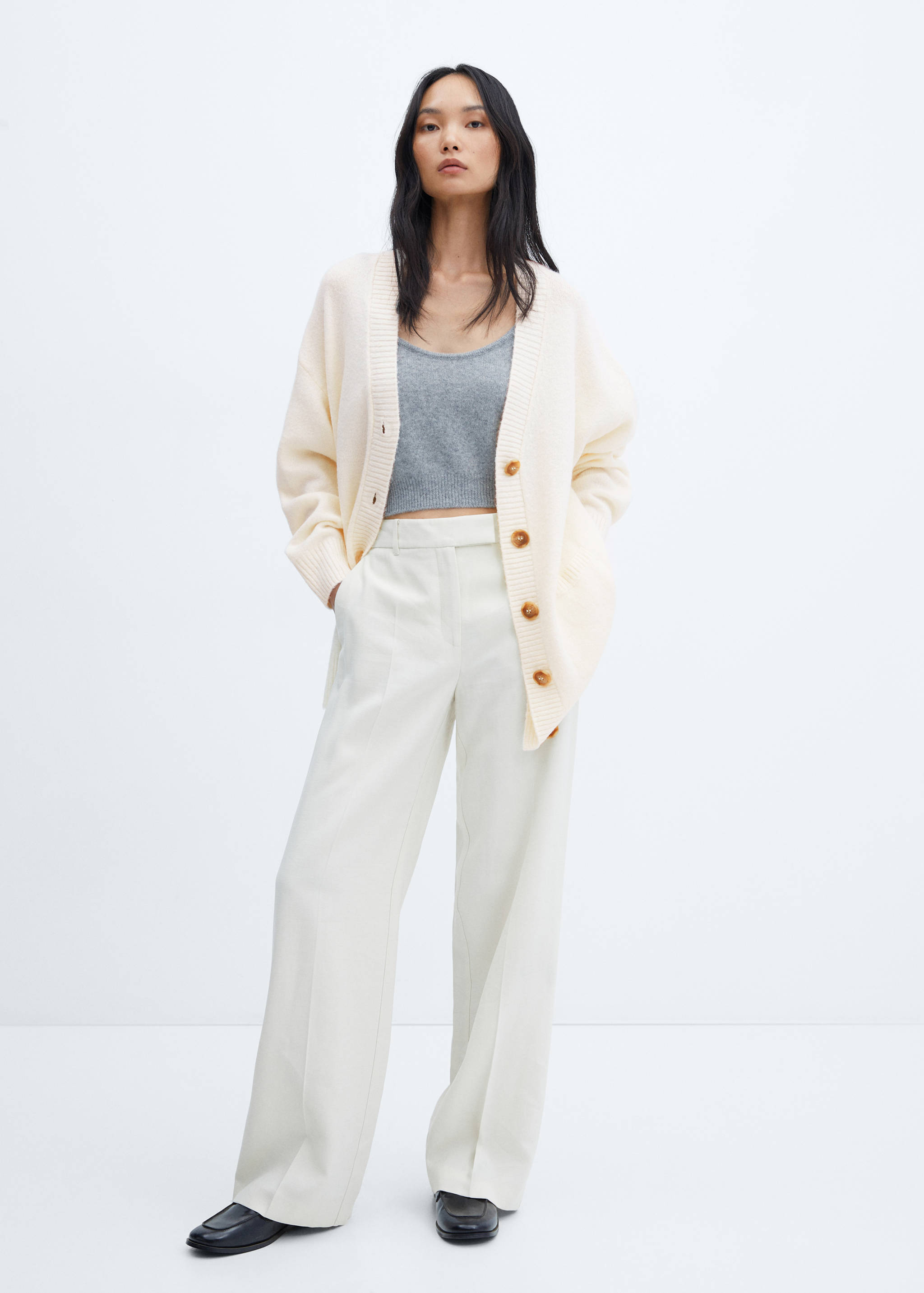 Oversized cardigan with buttons - General plane