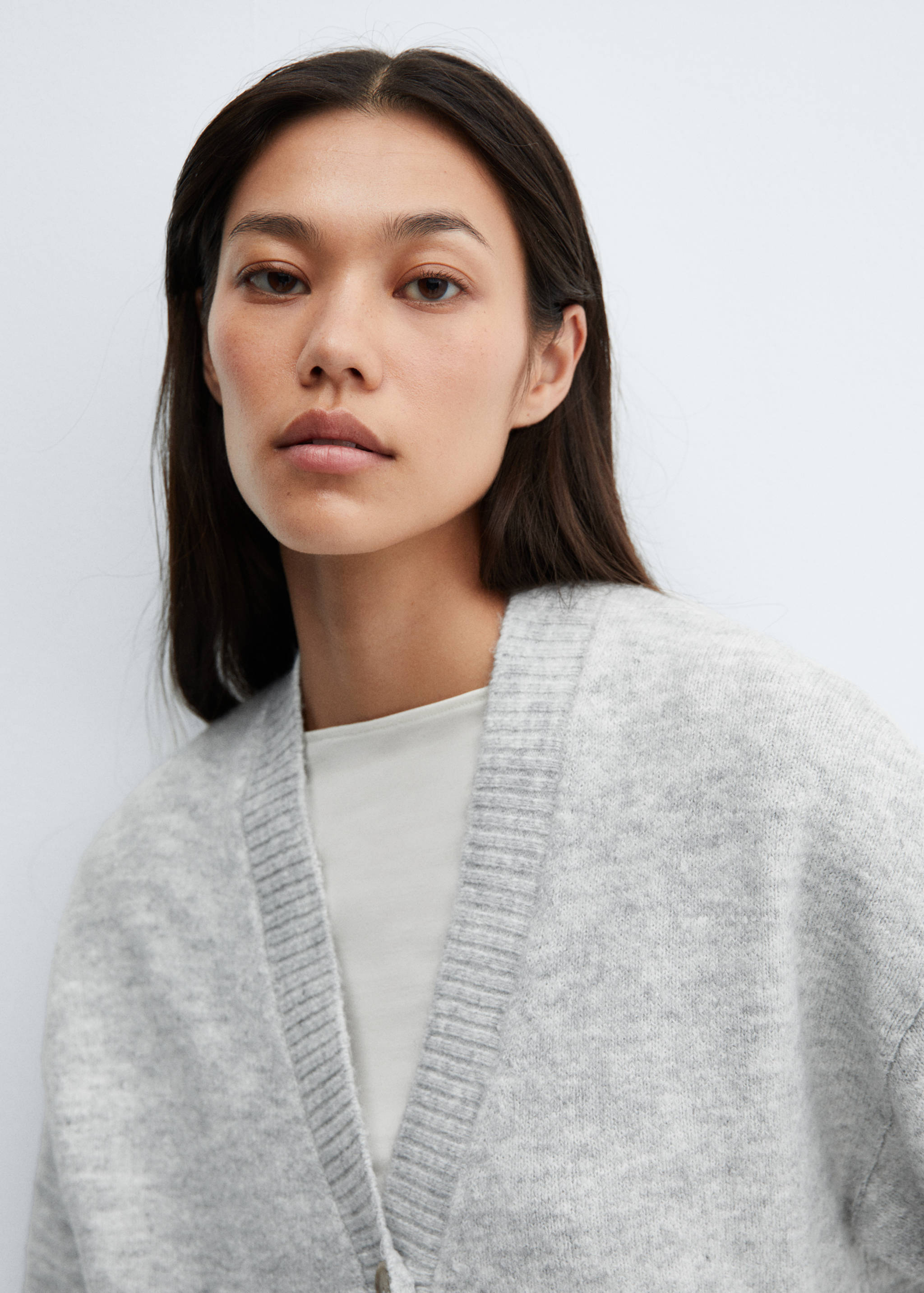 Oversized cardigan with buttons - Details of the article 1