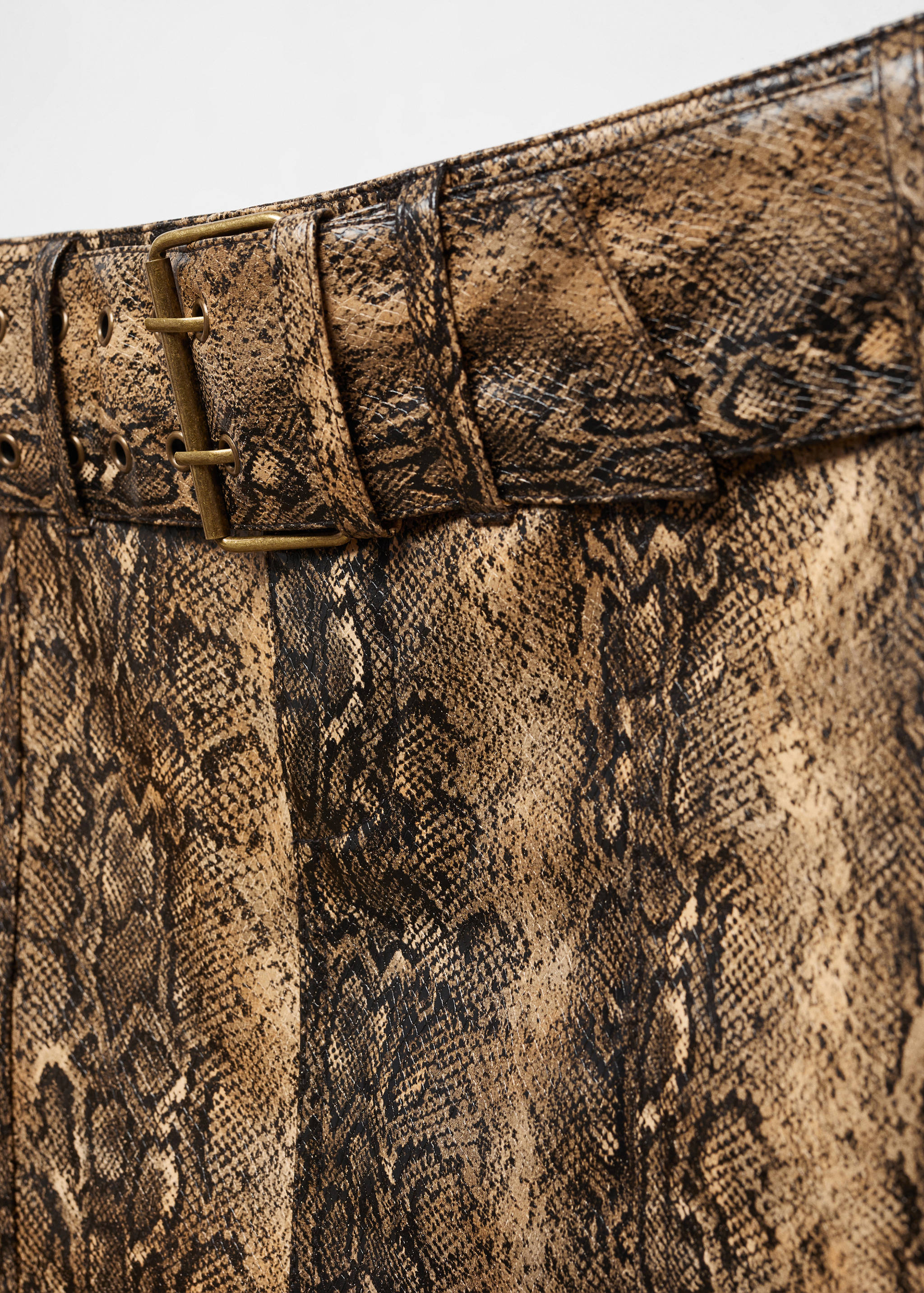 Animal-print mini-skirt with belt - Details of the article 8