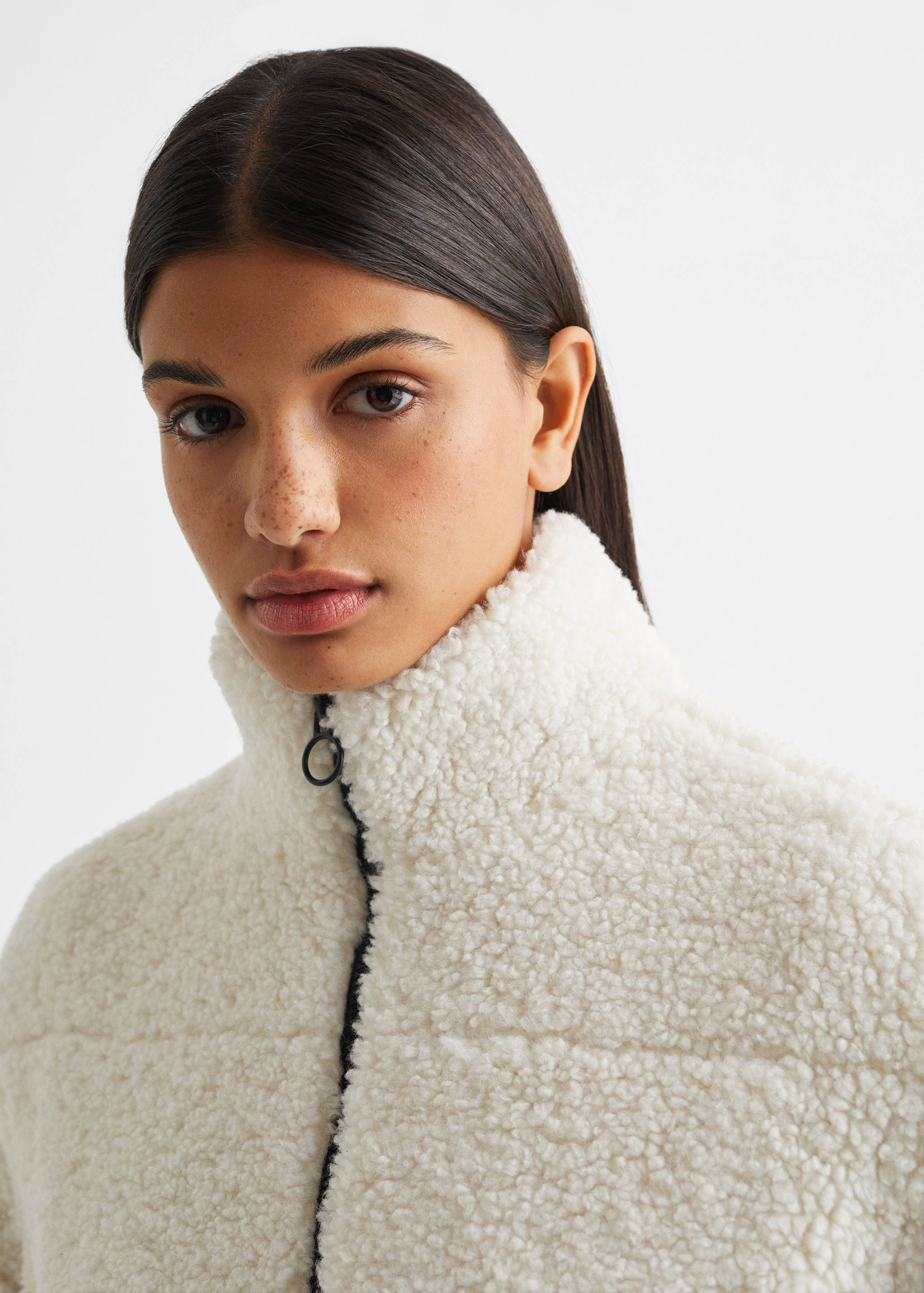 Shearling-effect coat - Details of the article 1