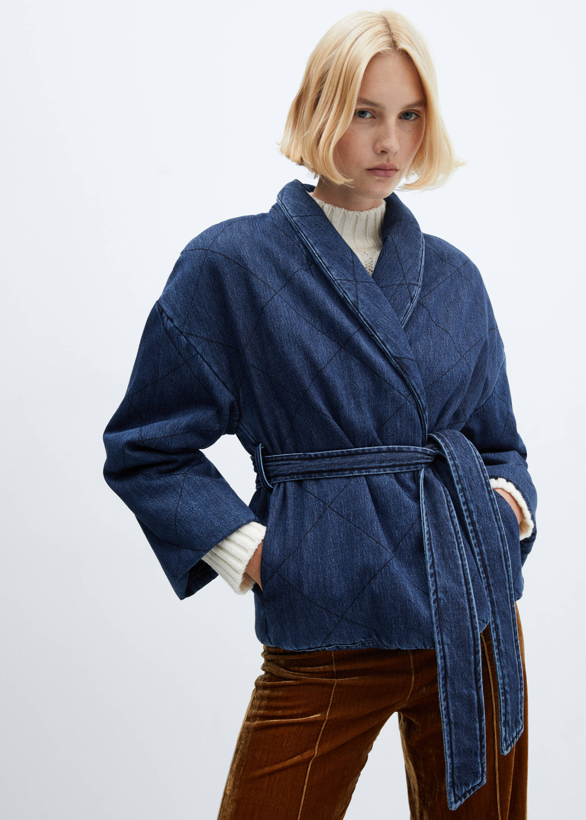 Veste denim croisée - Plan moyen