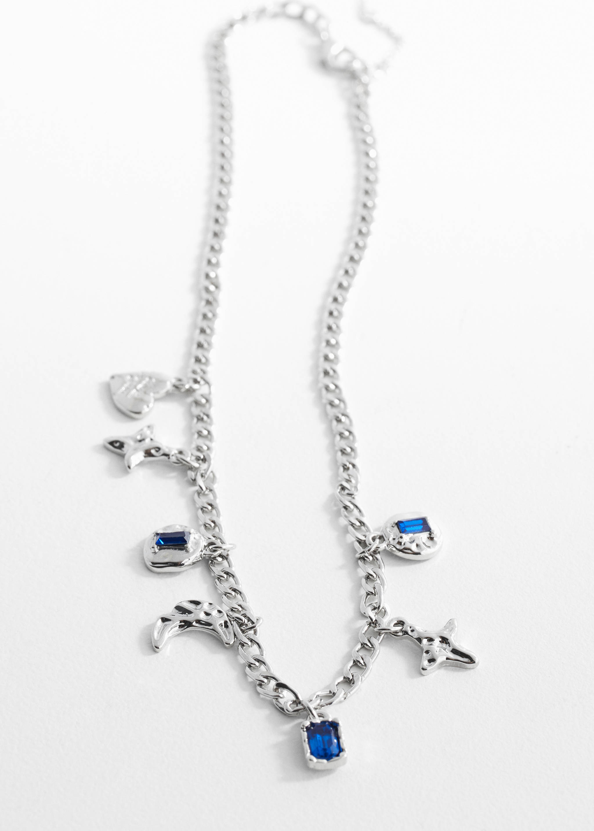 Collier chaîne perles - Plan moyen