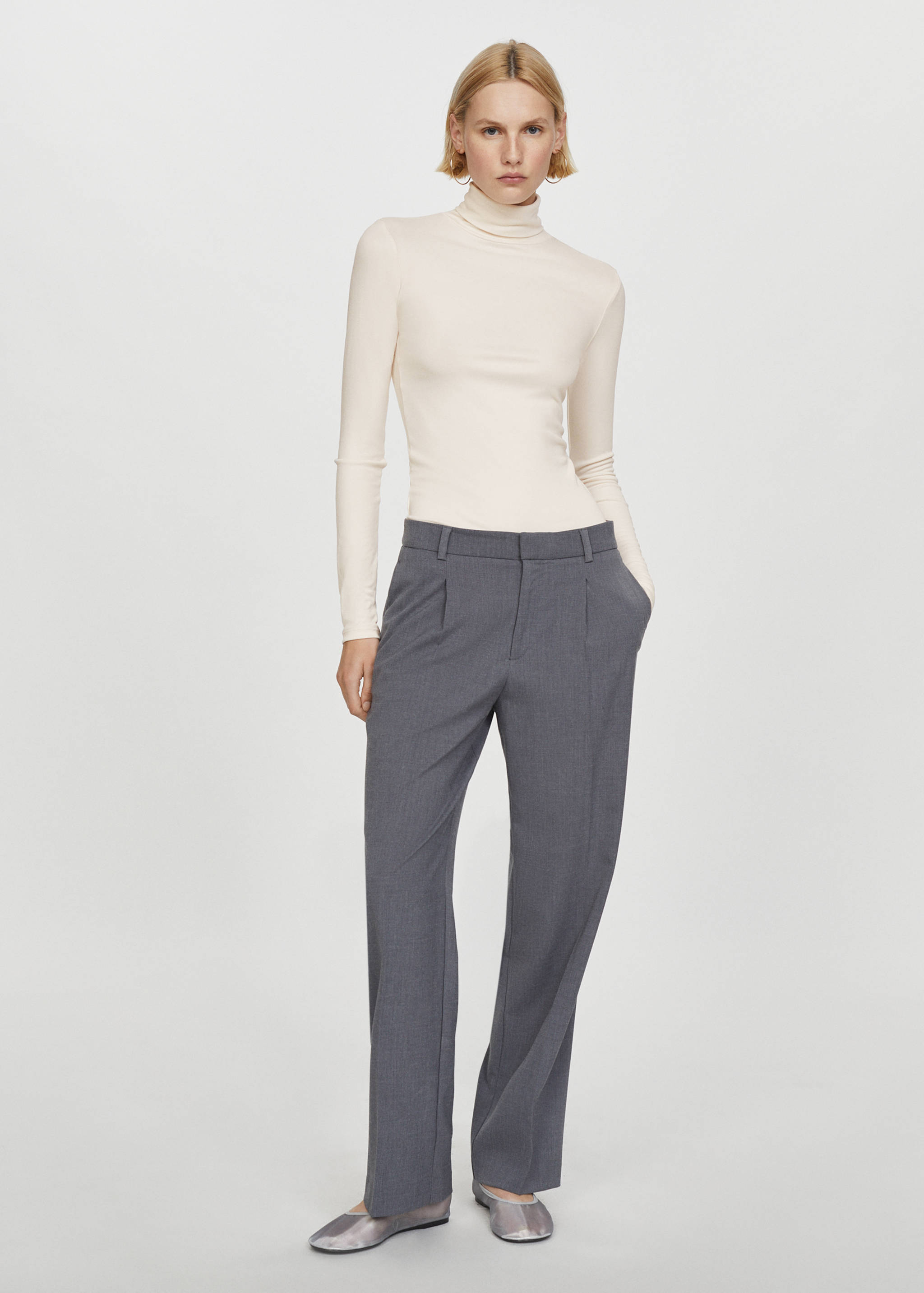 Camiseta modal cuello vuelto - Plano general