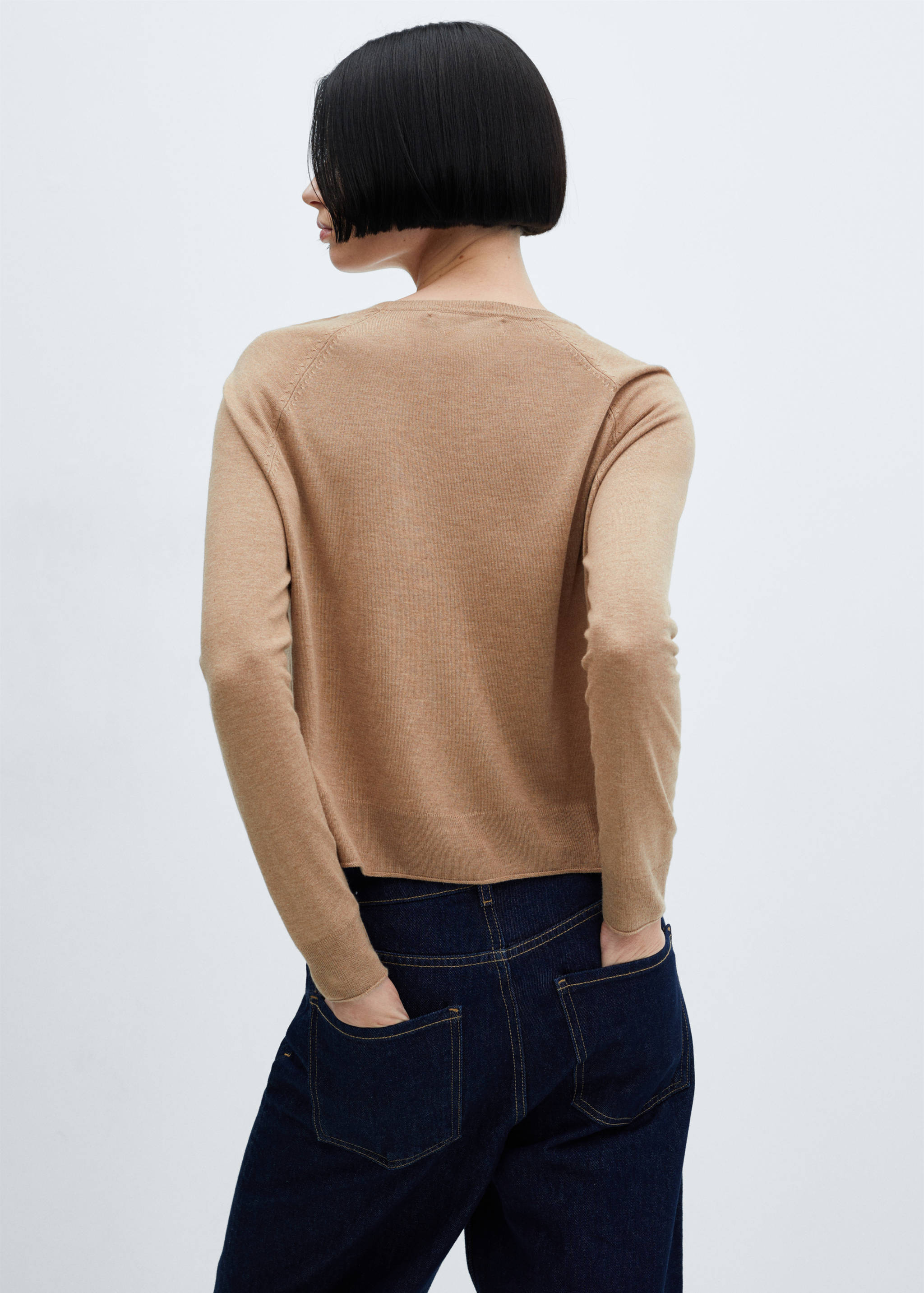 Fine-knit crew-neck sweater - Reverse of the article