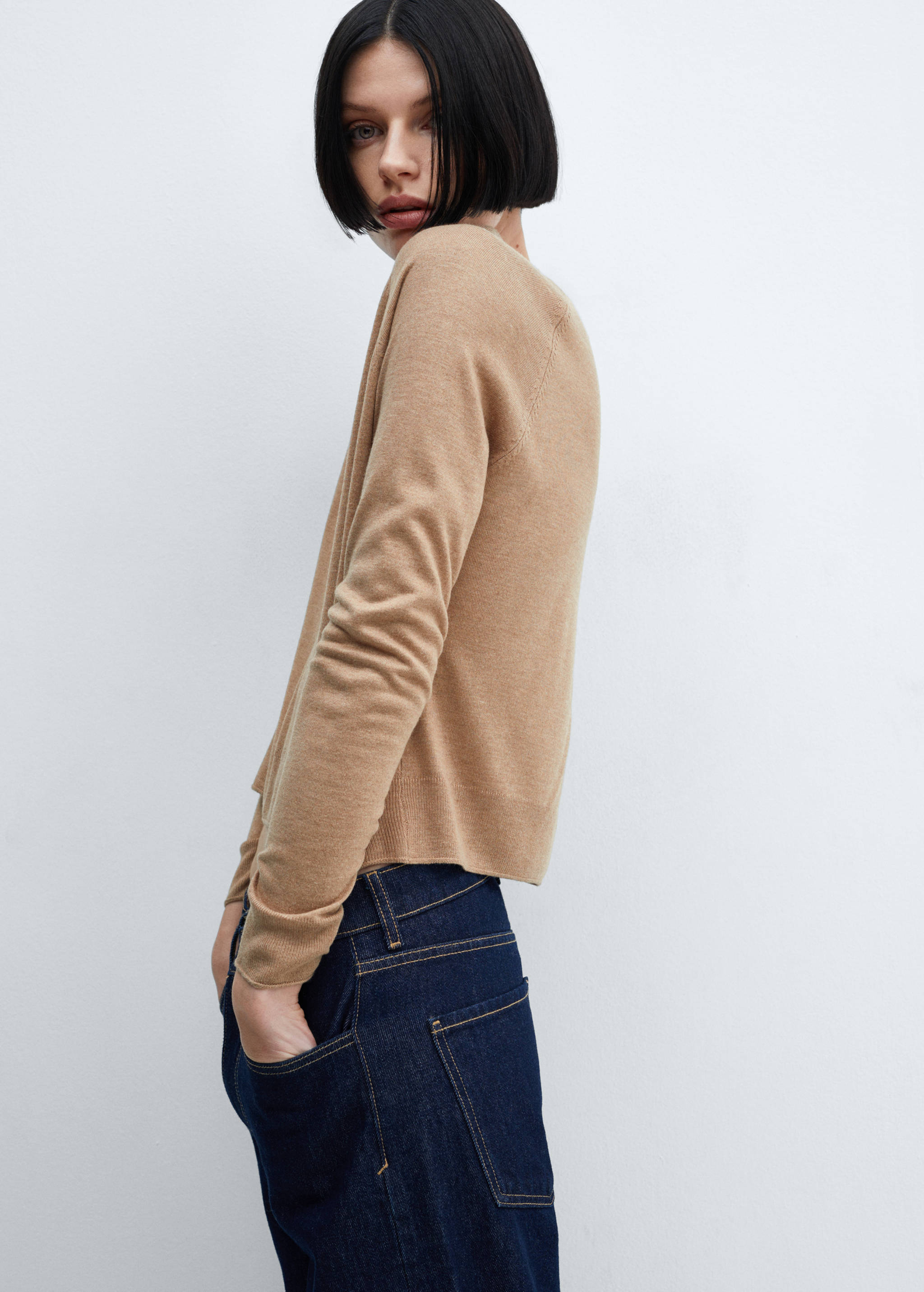 Fine-knit crew-neck sweater - Details of the article 2