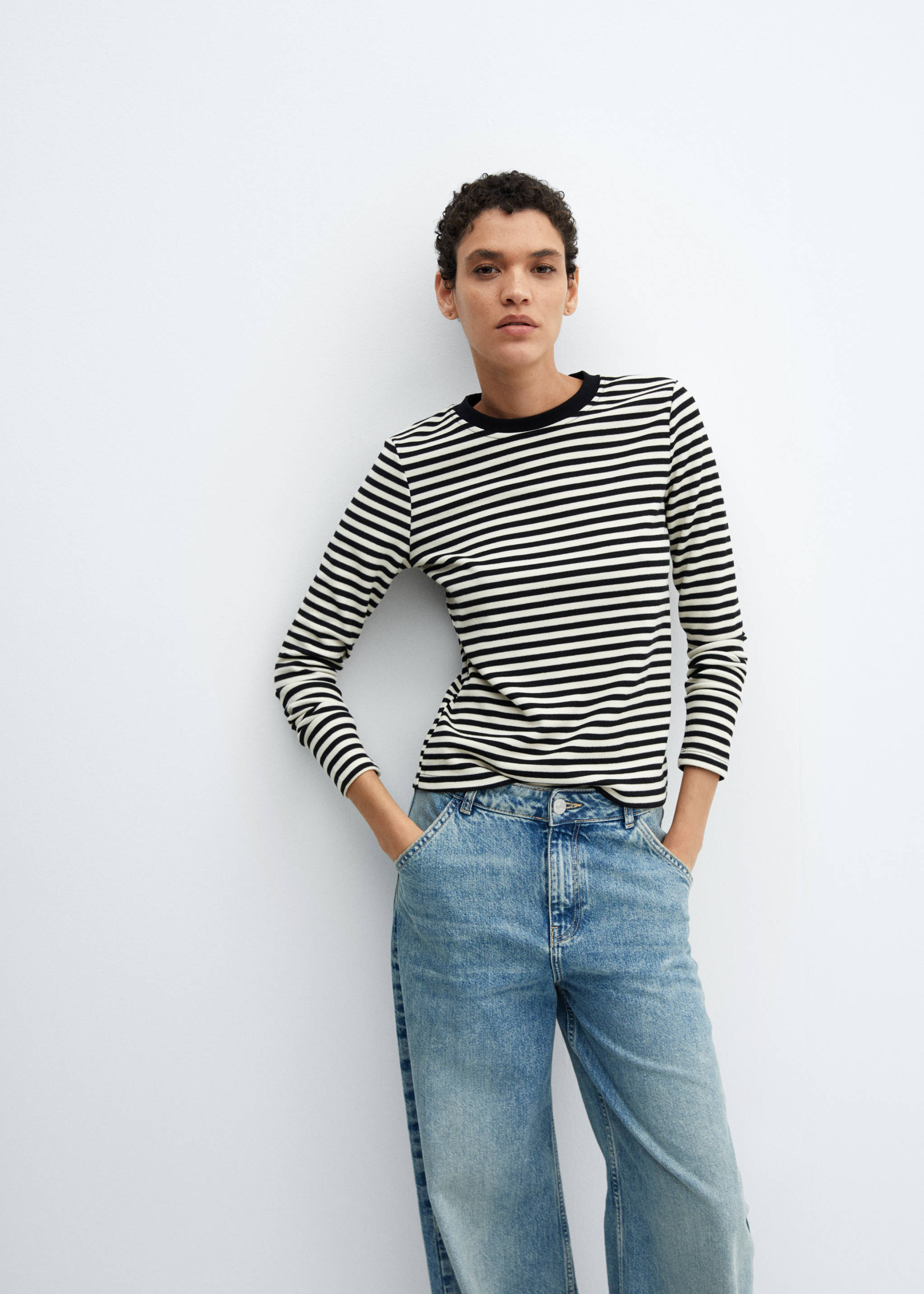 Striped long sleeves t-shirt - Details of the article 4