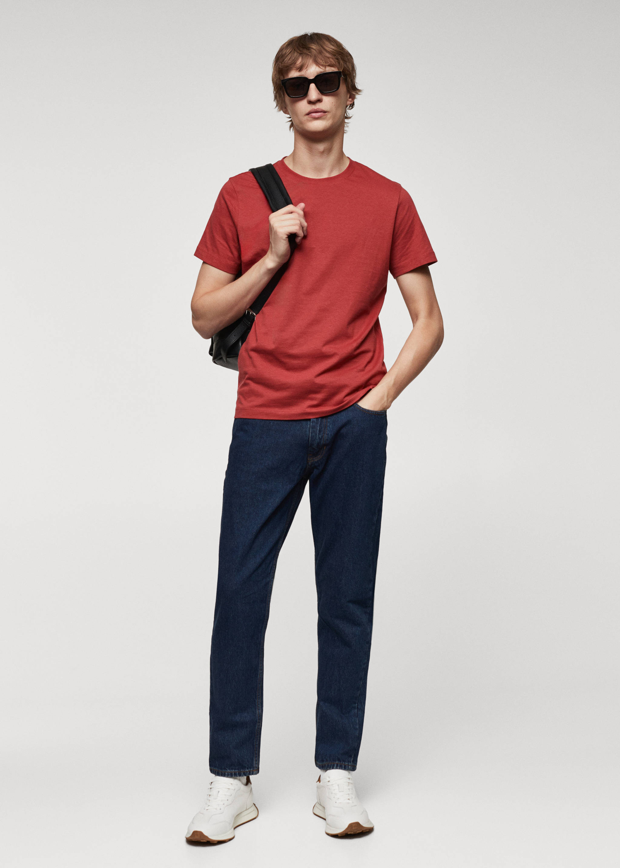 Camiseta slim fit 100% algodón - Plano general