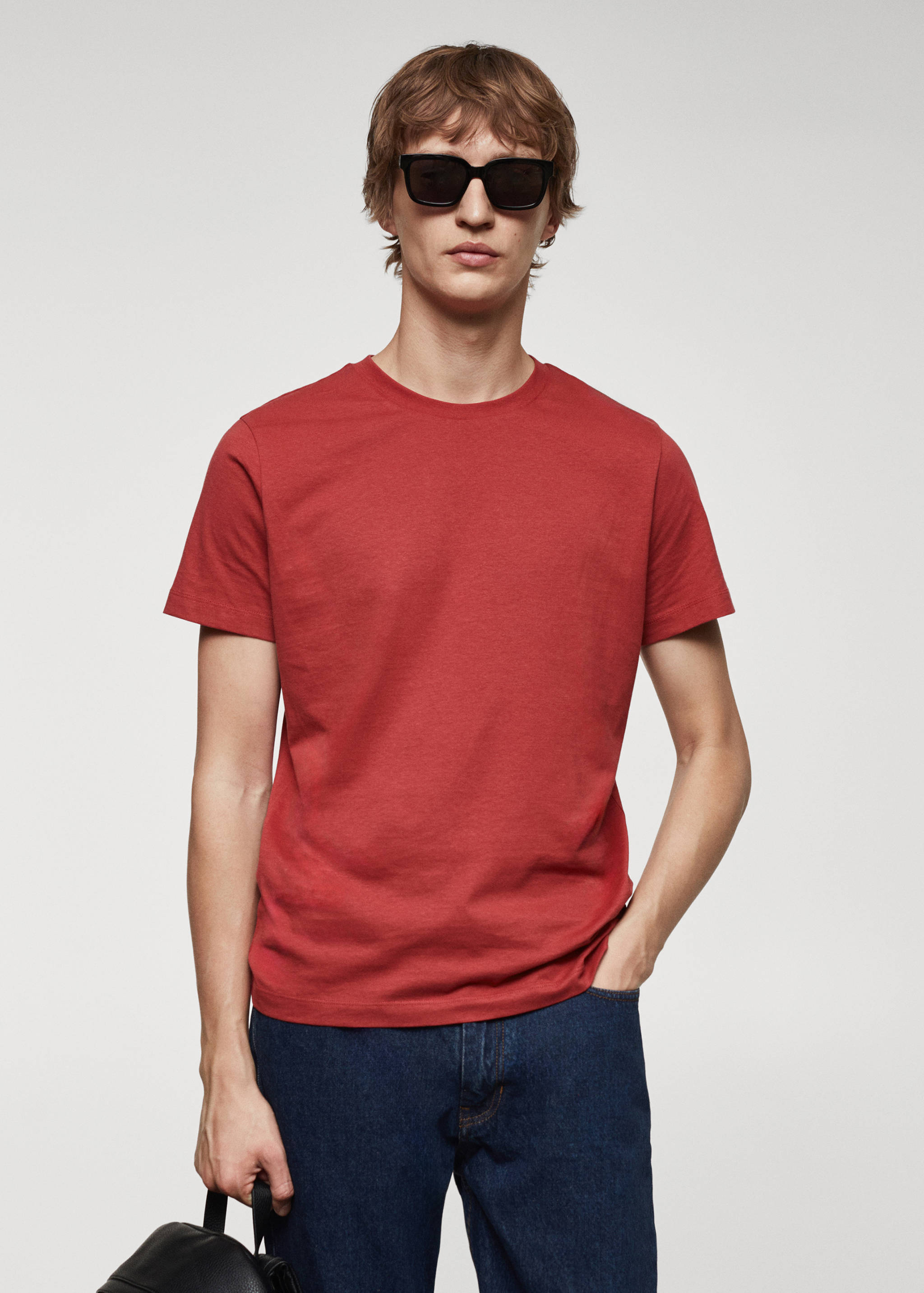 Camiseta slim fit 100% algodón - Plano medio