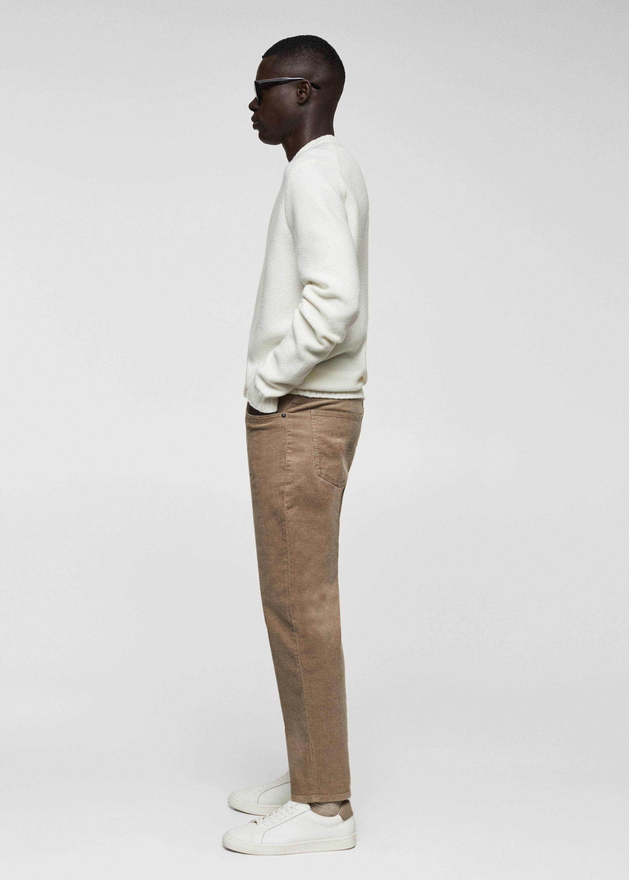 Micro-corduroy slim-fit trousers - Details of the article 2