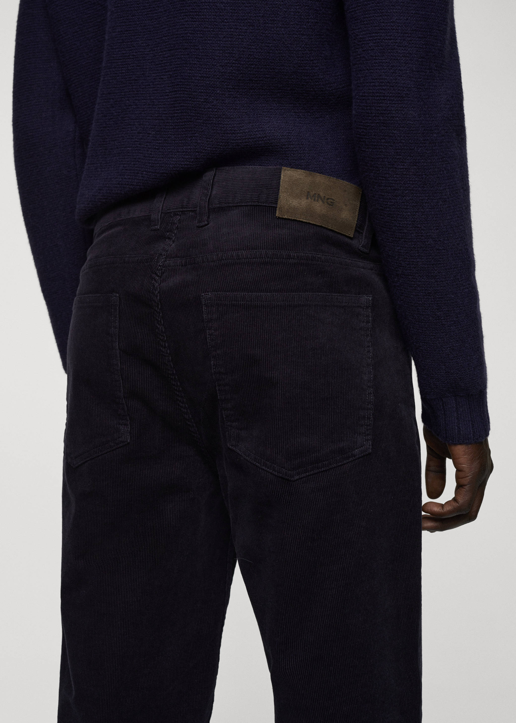 Micro-corduroy slim-fit trousers - Details of the article 4