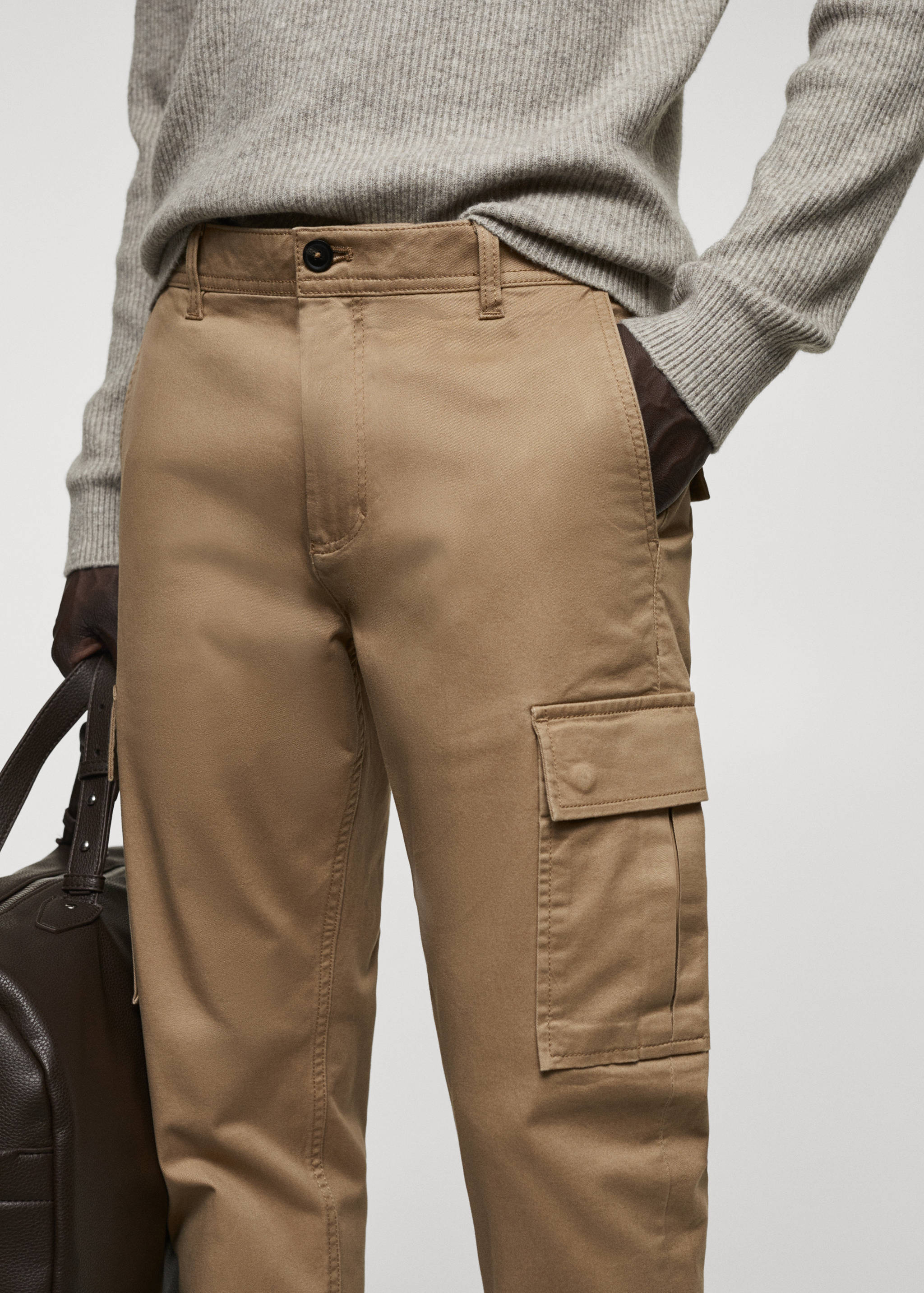 Pantalón cargo algodón slim fit - Detalle del artículo 1