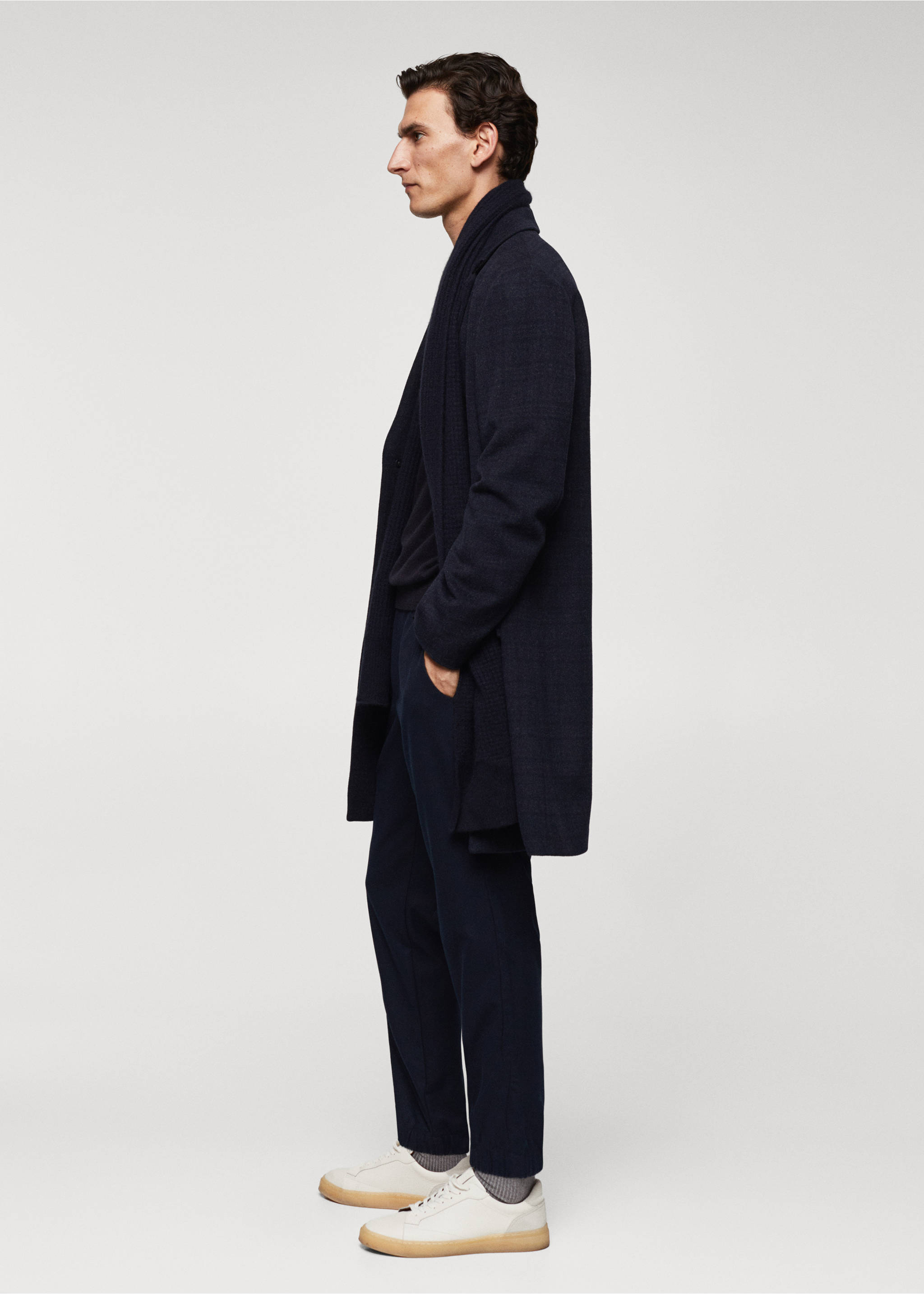 Slim-fit jogger trousers with drawstring - Details of the article 4, Navy. Ref: 67000634-00.