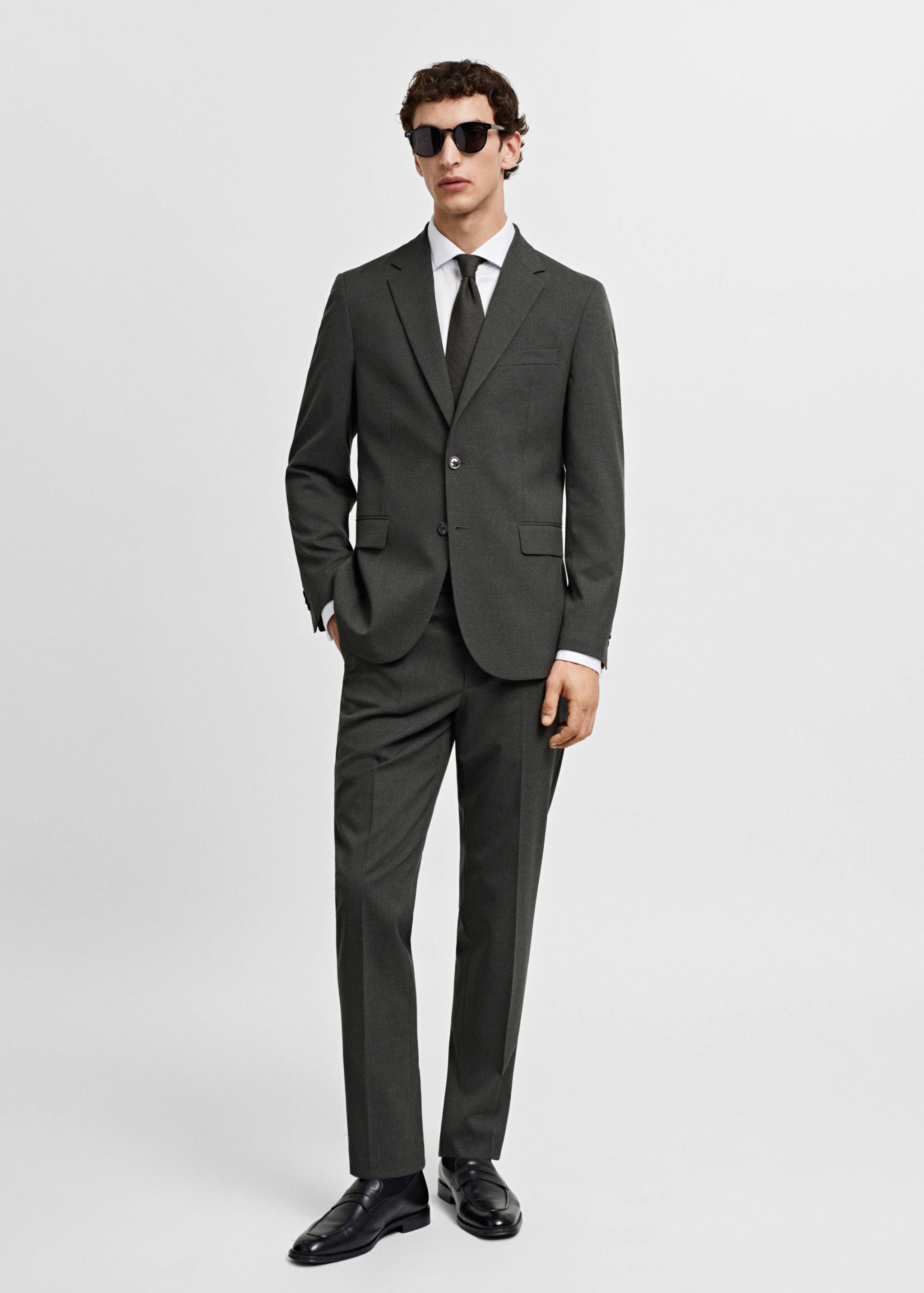 Stretch-fabric slim-fit suit trousers - General plane
