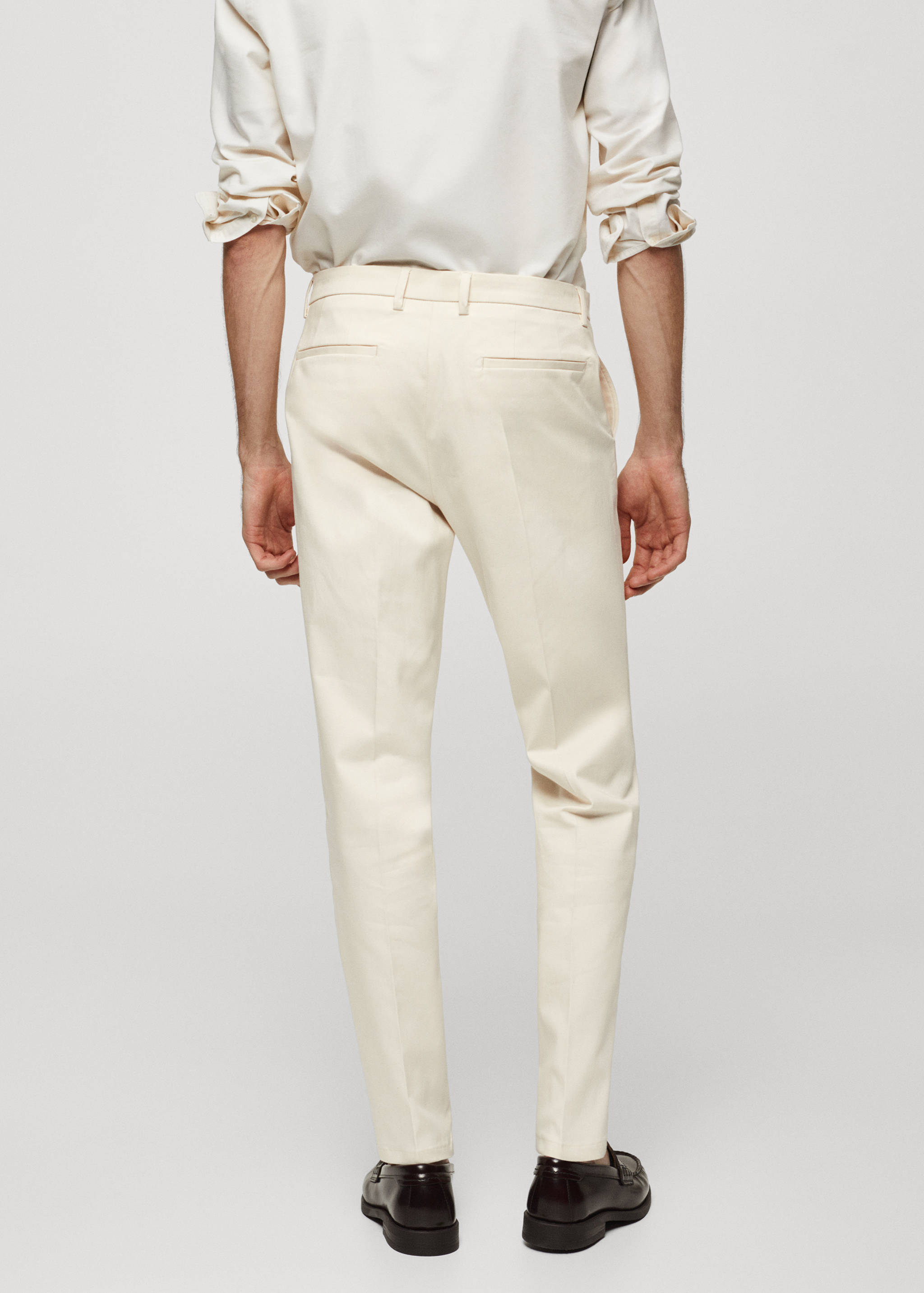 Pantalón chino slim fit - Reverso del artículo