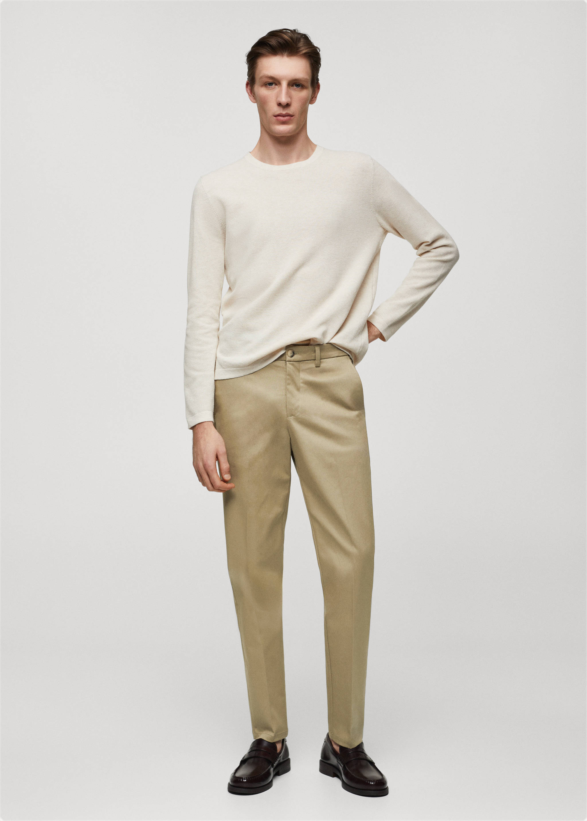 Pantalón chino slim fit - Plano general