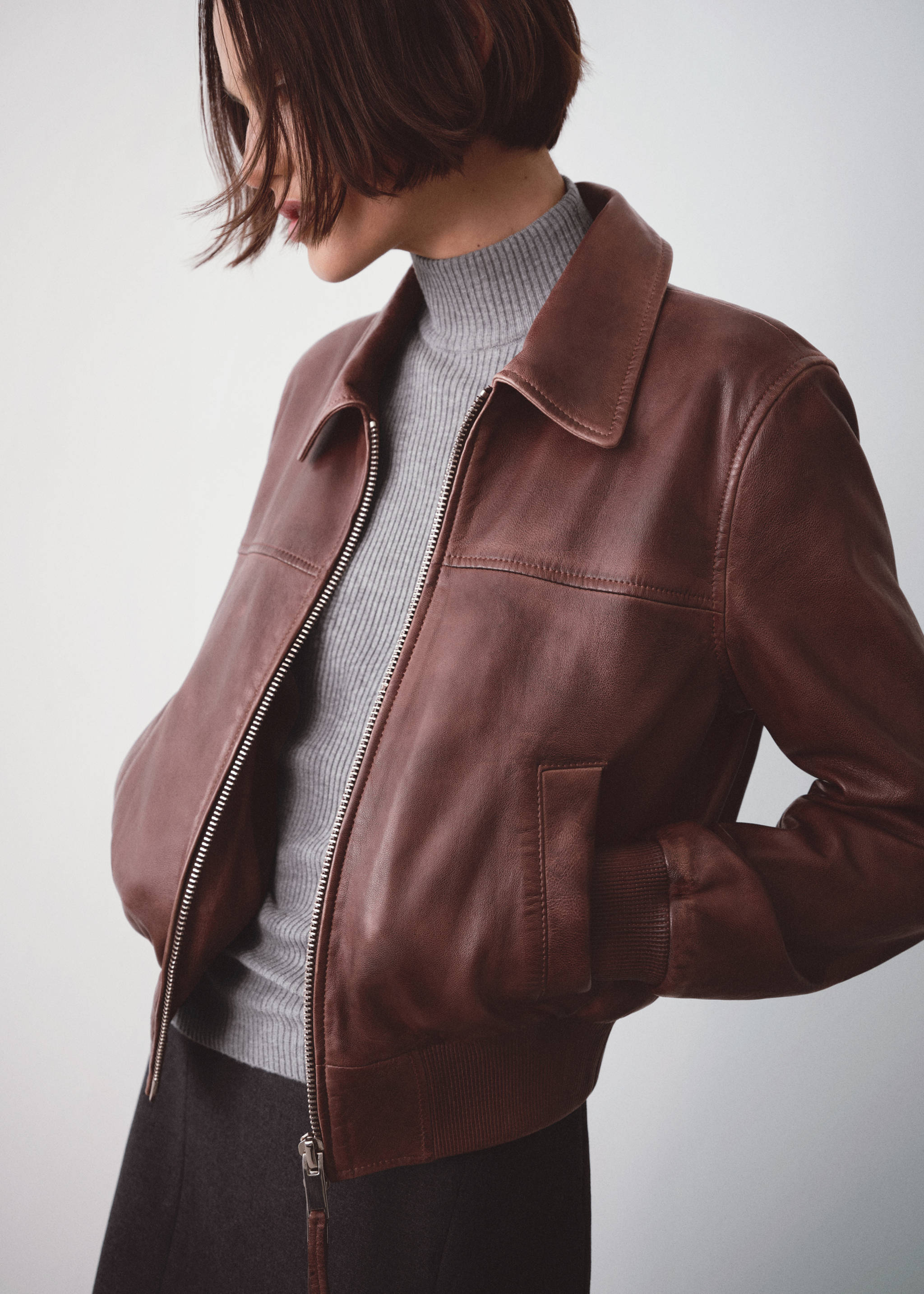 100% leather jacket - Details of the article 7
