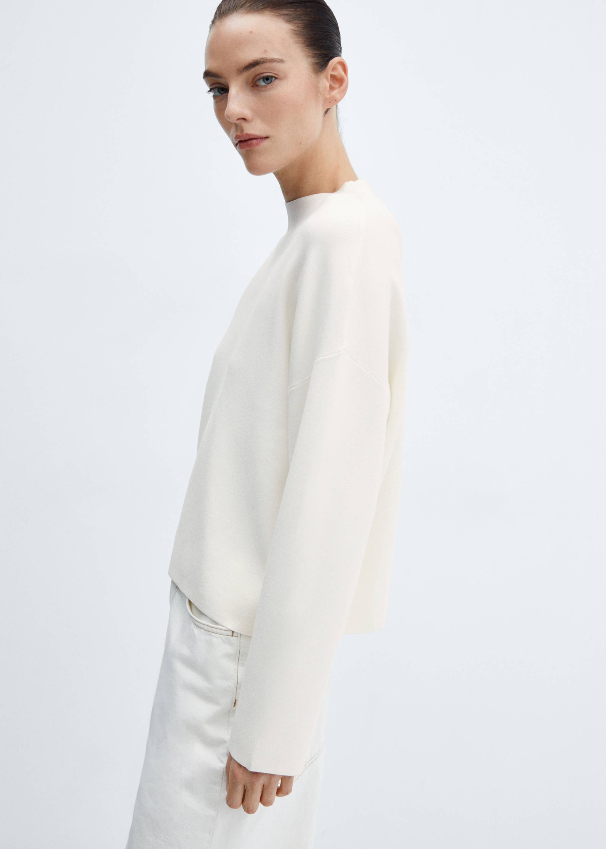 Strickpullover mit halbhohem Kragen - Mittlere Ansicht