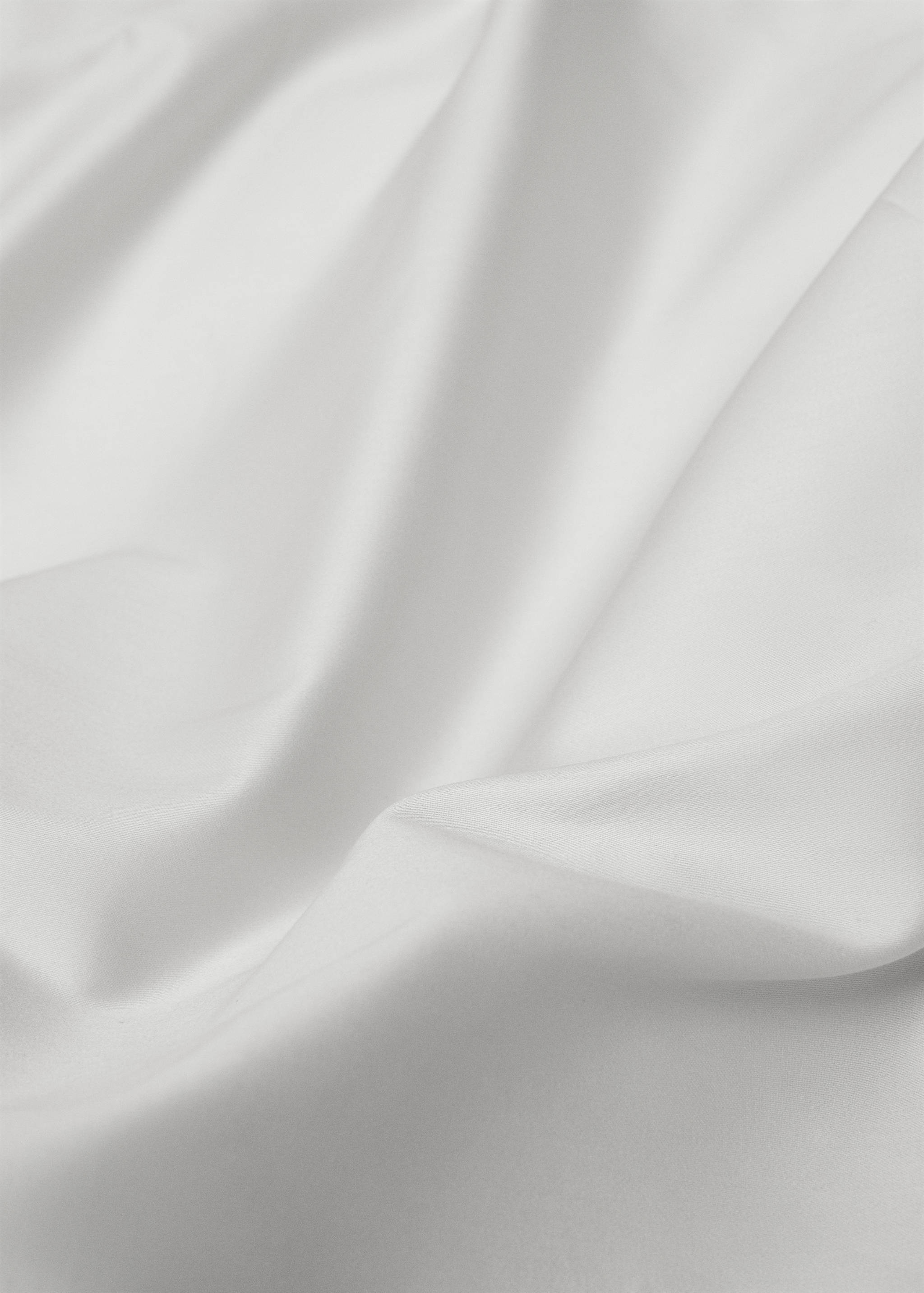 Satin duvet cover for king bed - Details of the article 2