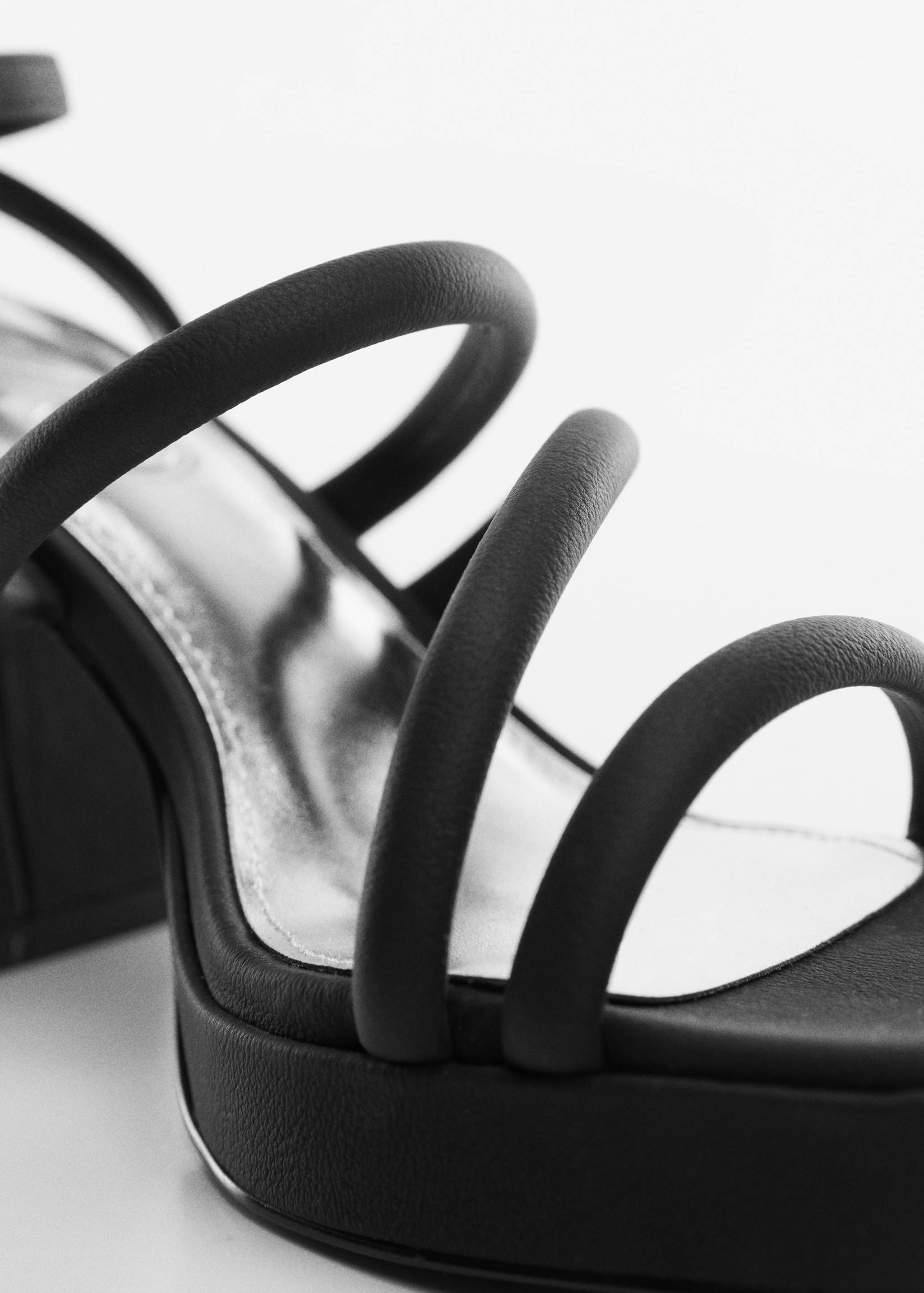 Strappy heeled sandals - Details of the article 1