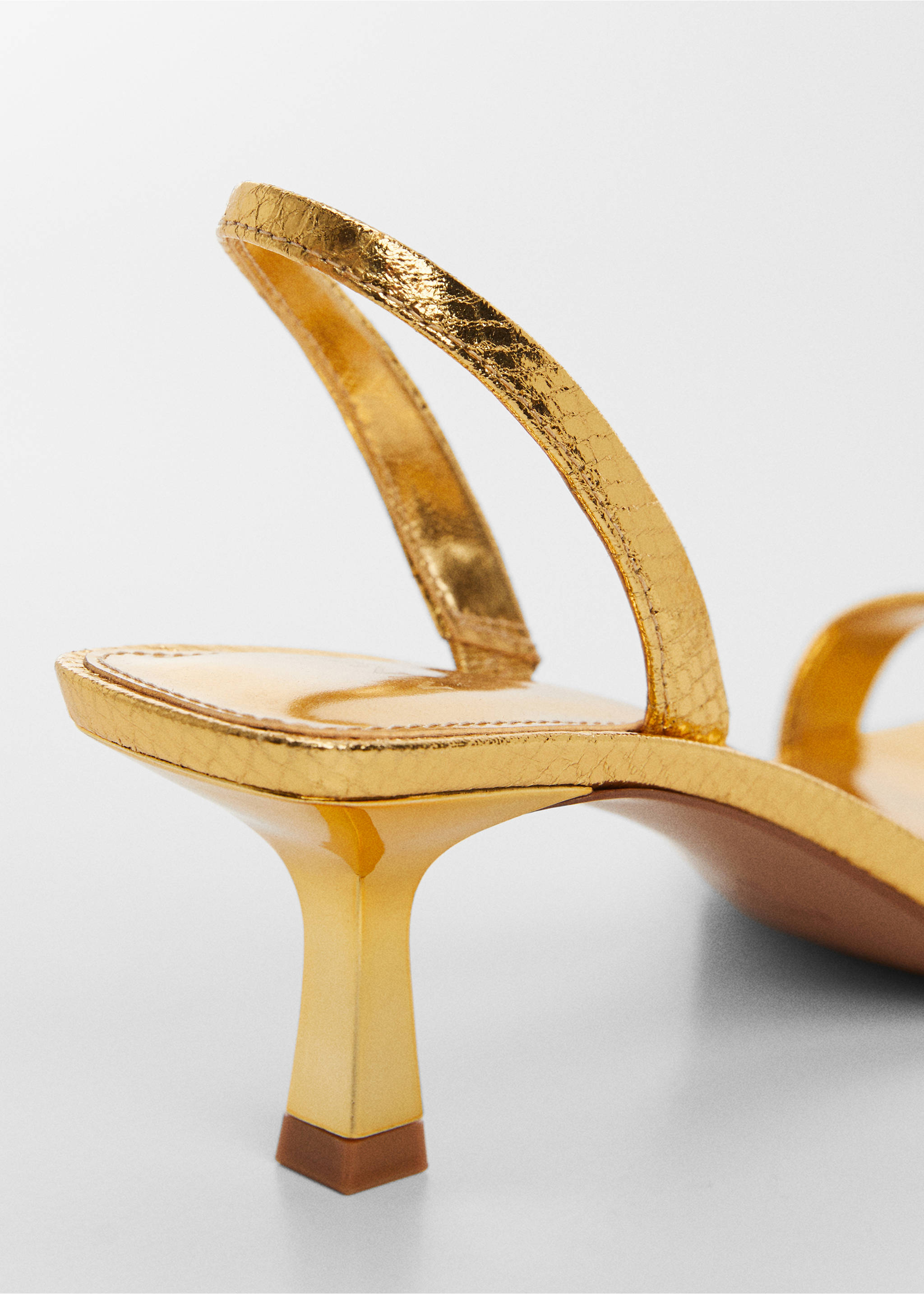 Metallic snake sandals - Details of the article 1, Gold. Ref: 67005738-00.