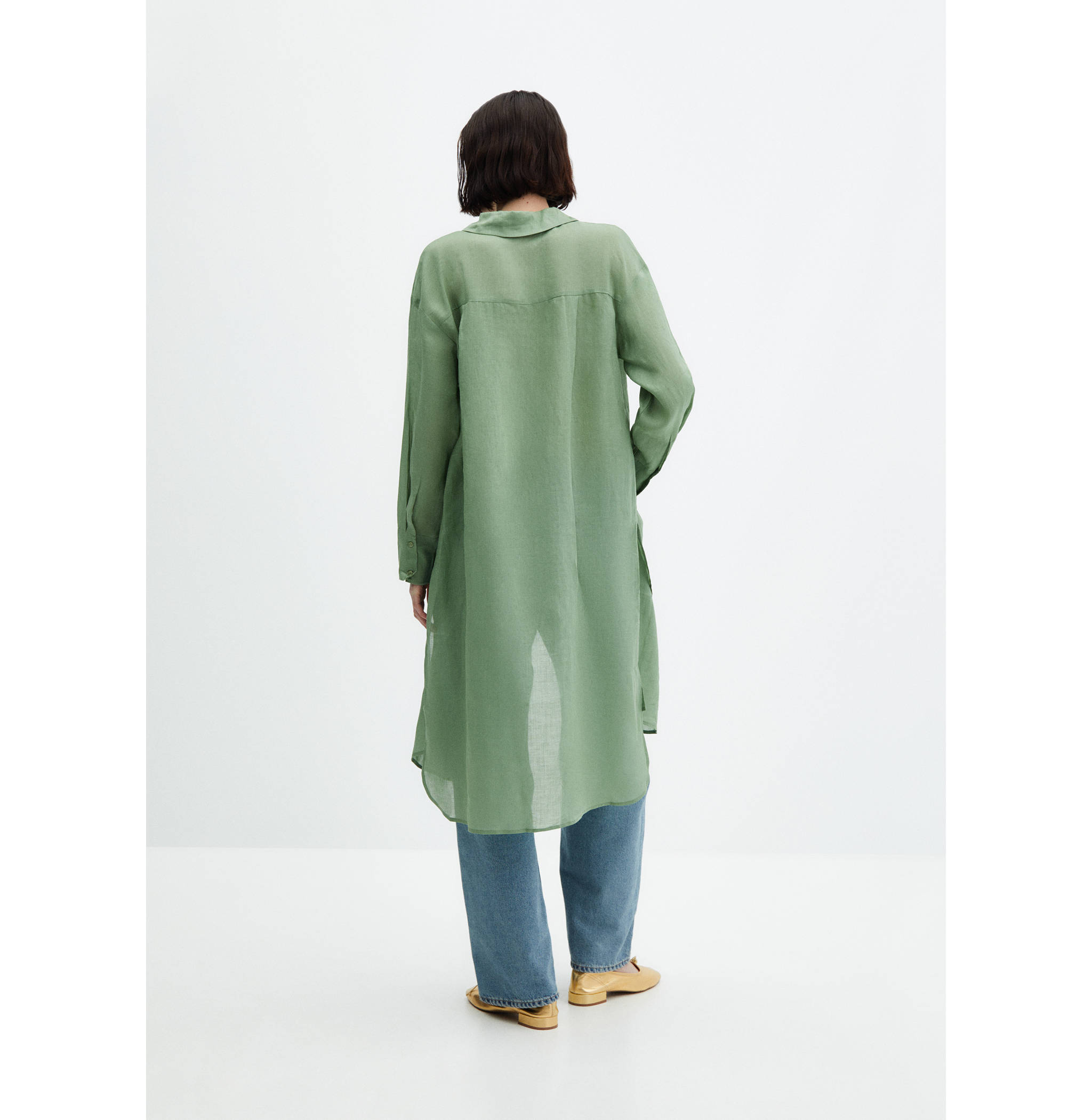 Oversize shirt openings - Reverse of the article