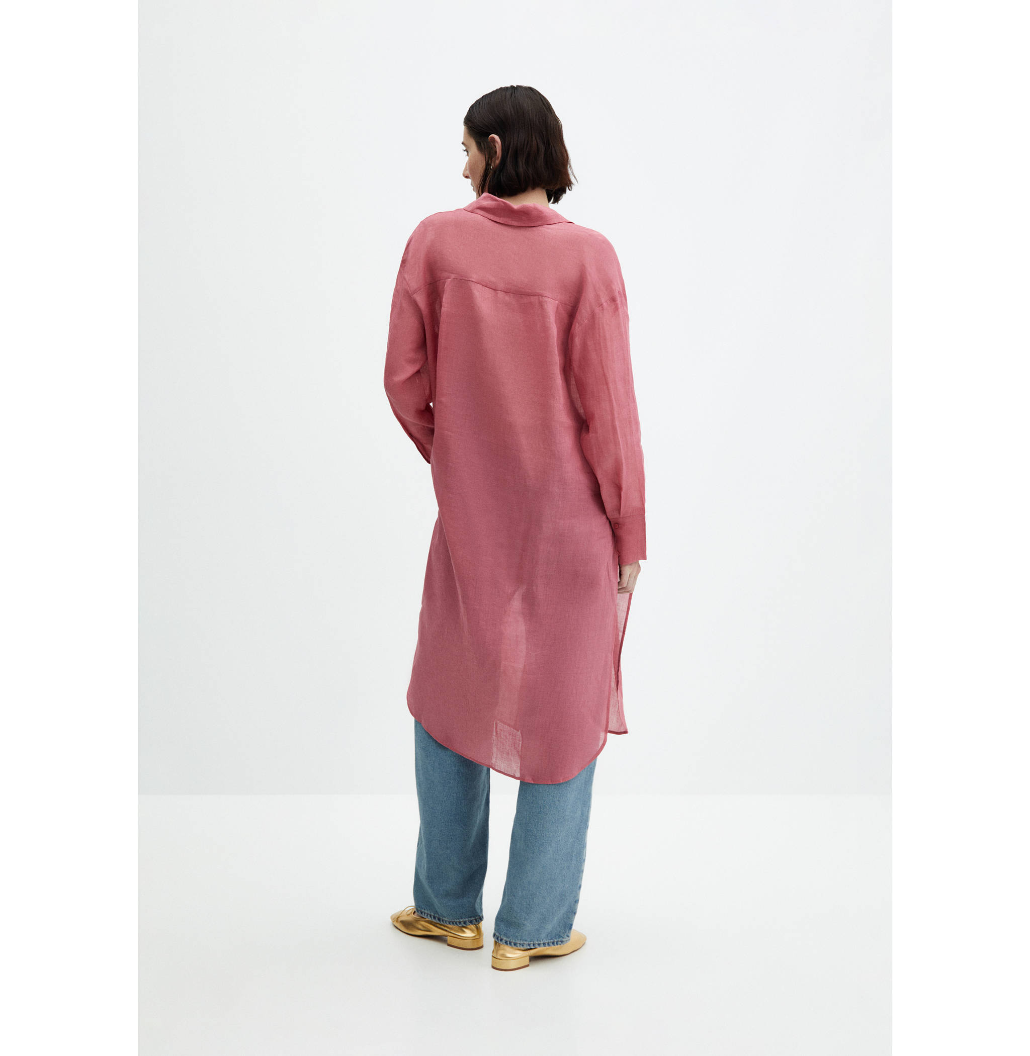 Oversize shirt openings - Reverse of the article