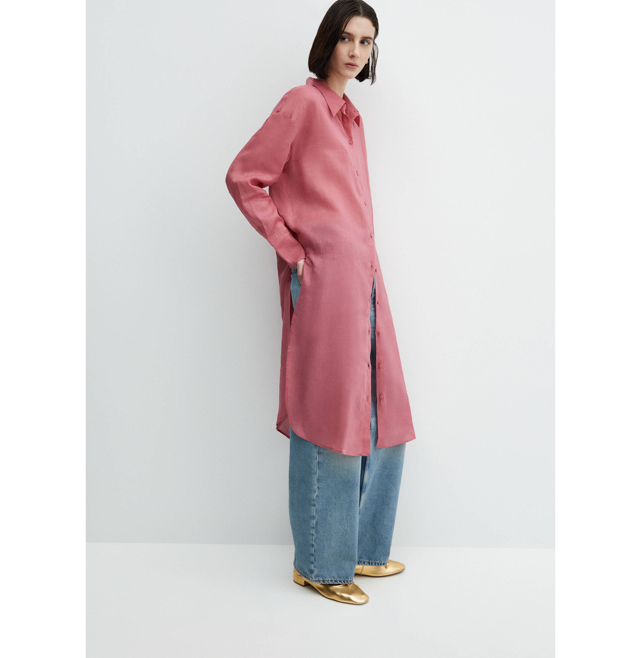 Oversize shirt openings - Details of the article 6