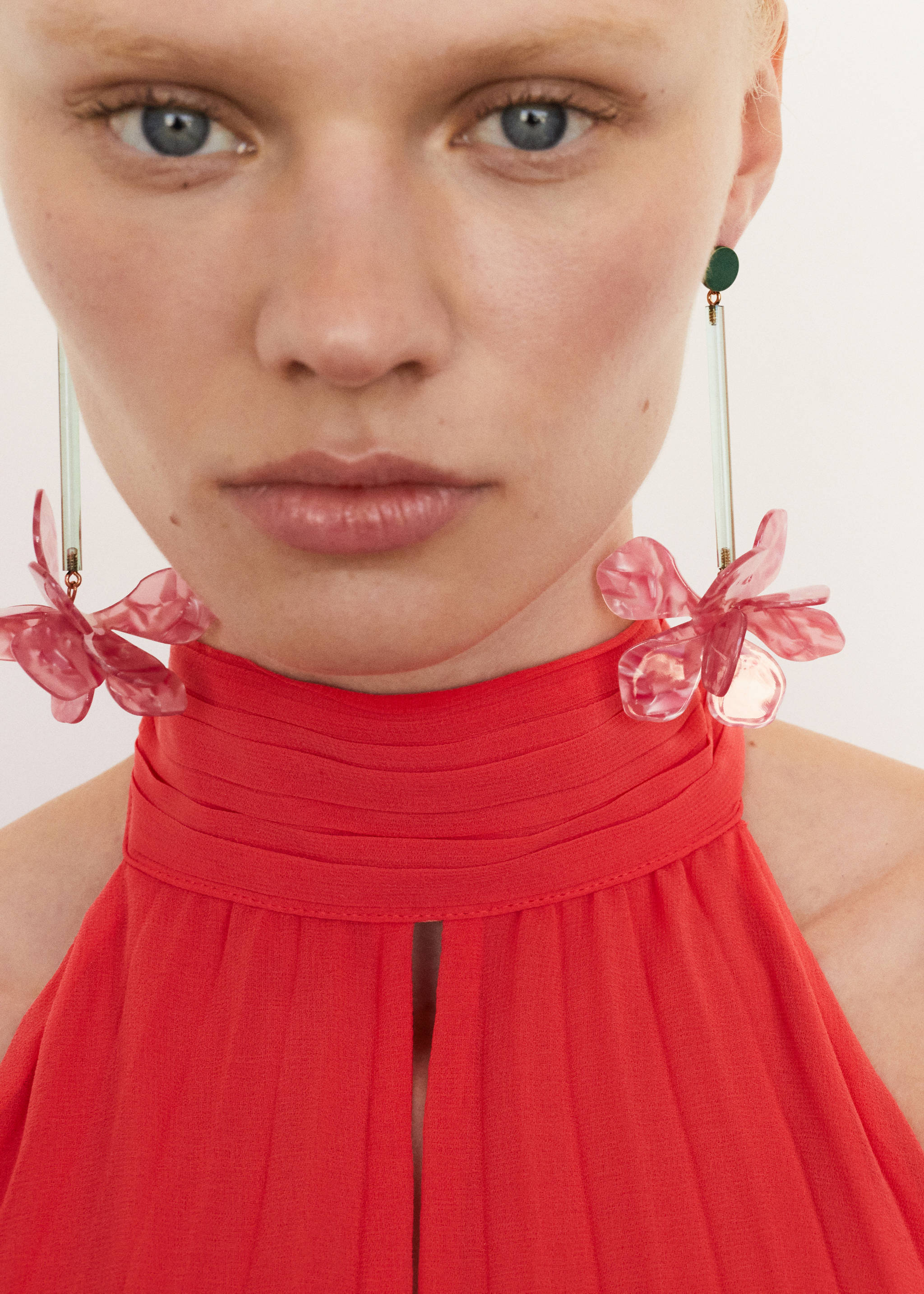 Flower pendant earrings - General plane